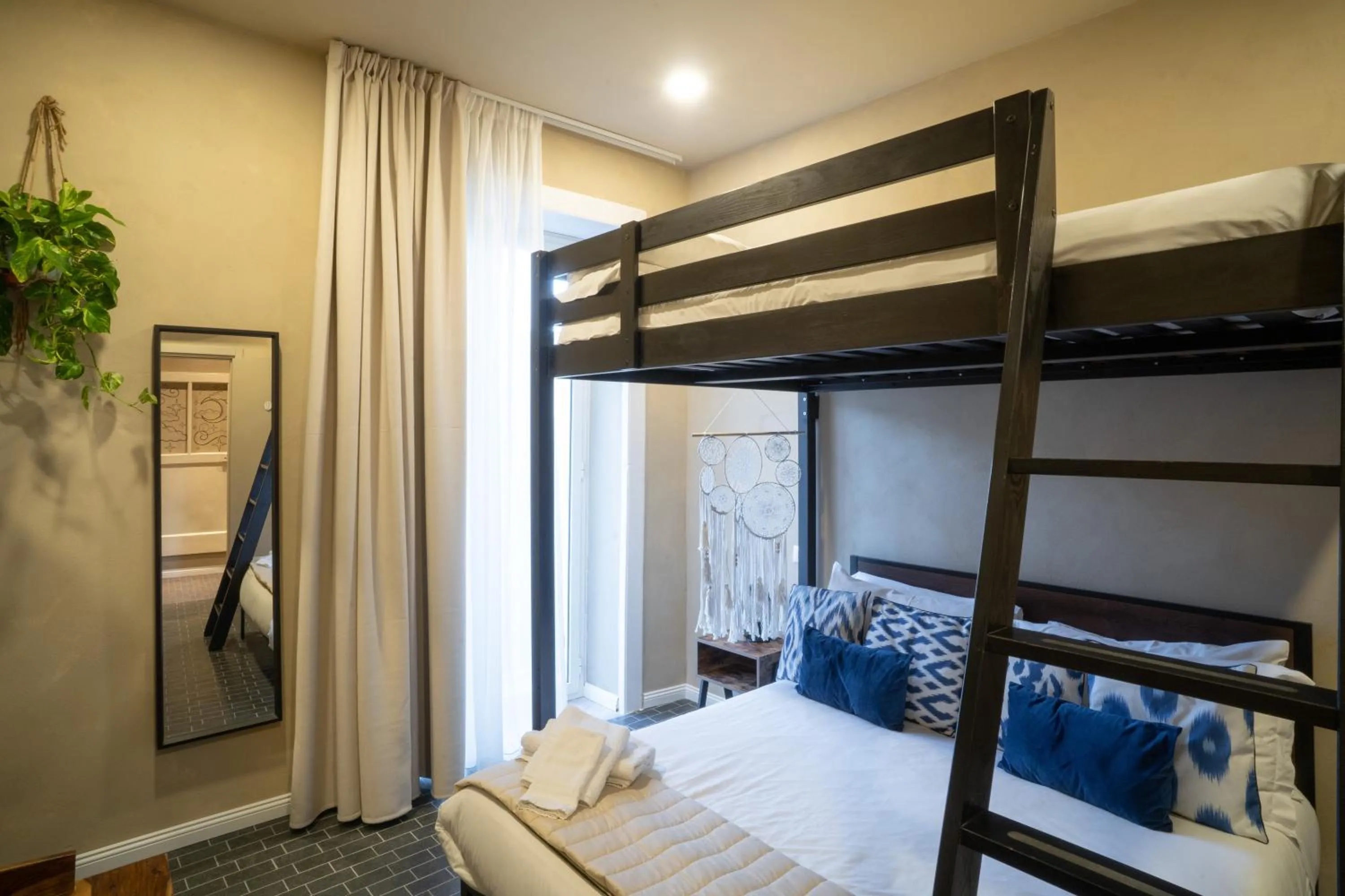 Bed in HOPESTEL Secret Garden Napoli