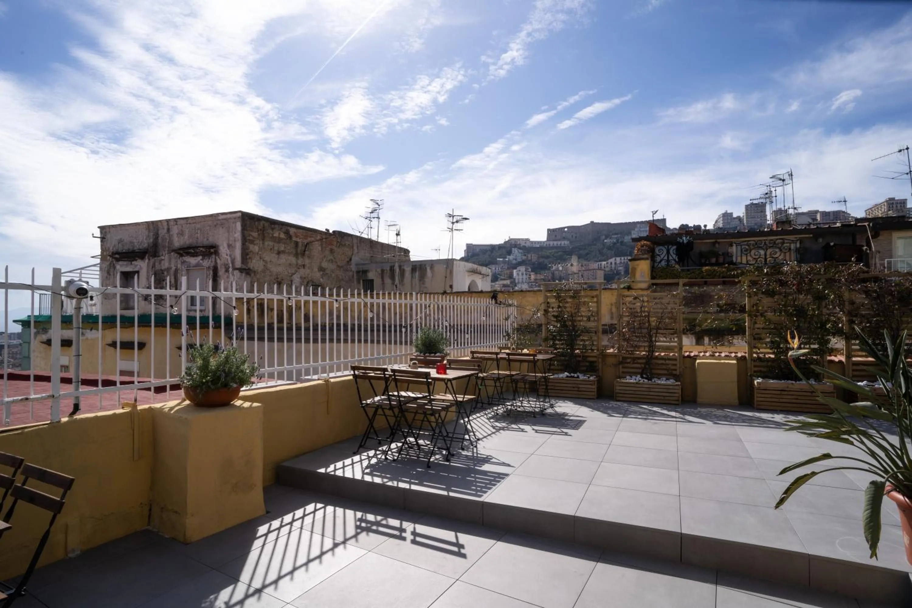 HOPESTEL Secret Garden Napoli