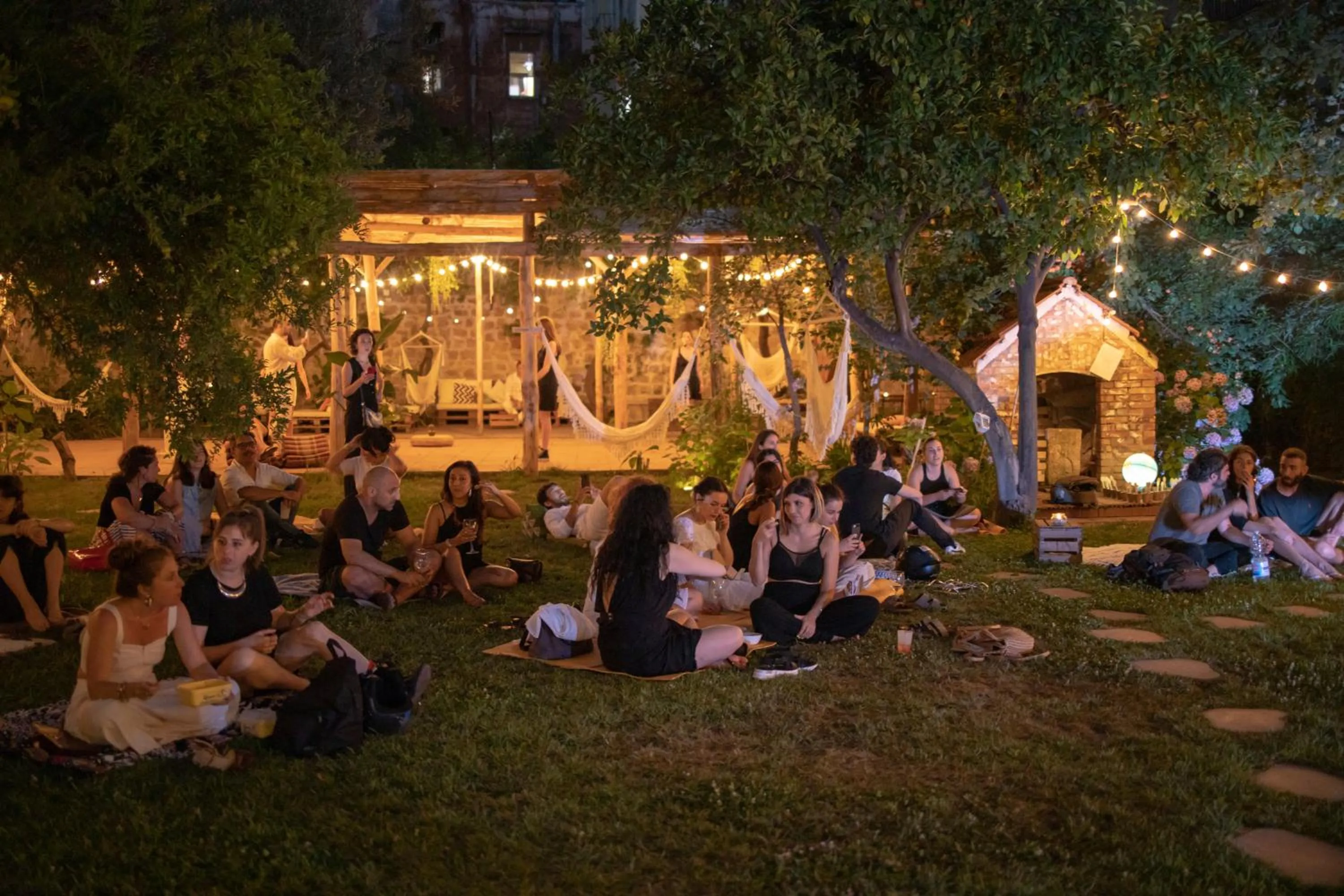 HOPESTEL Secret Garden Napoli