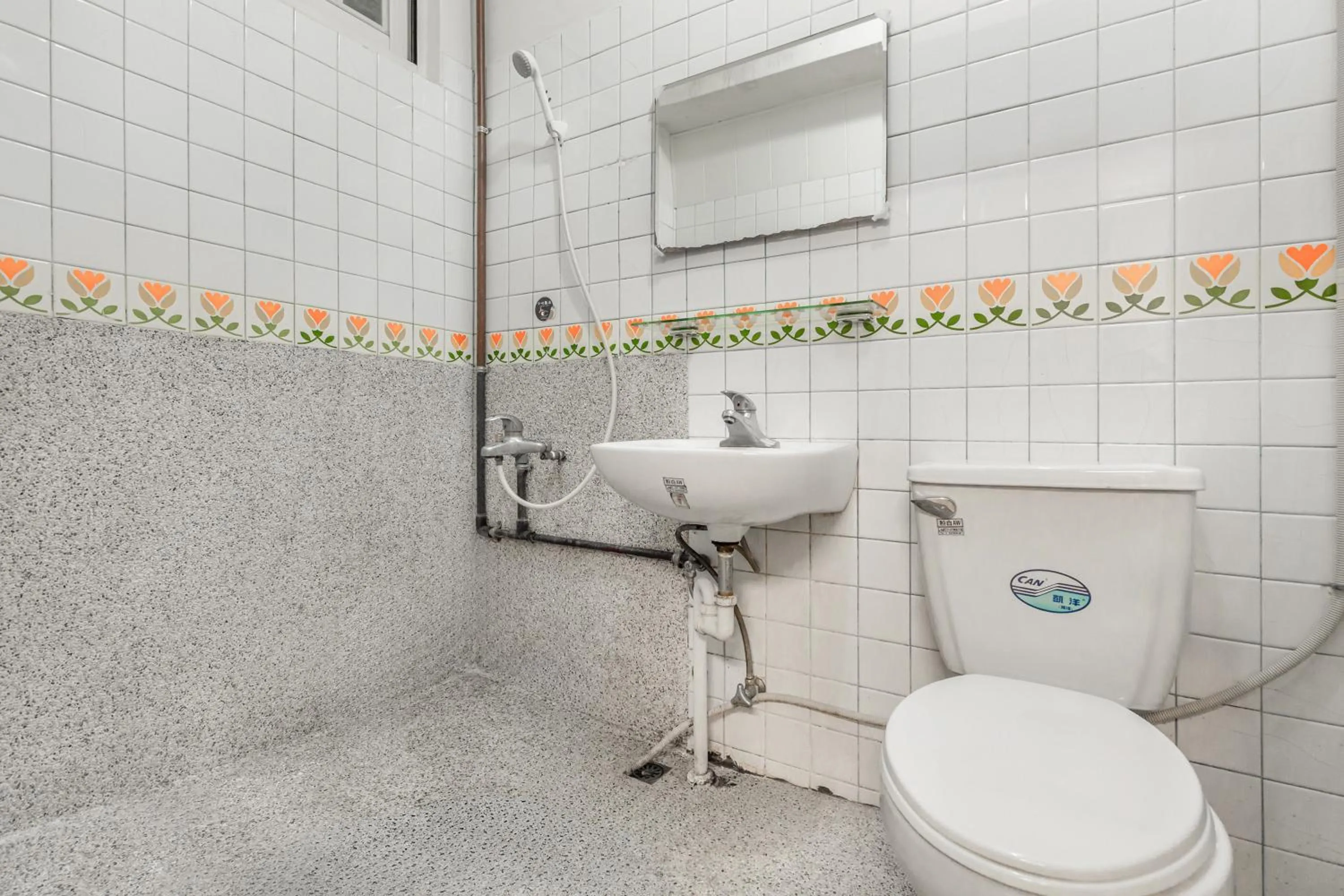 Bathroom in Forever Happiness Hostel