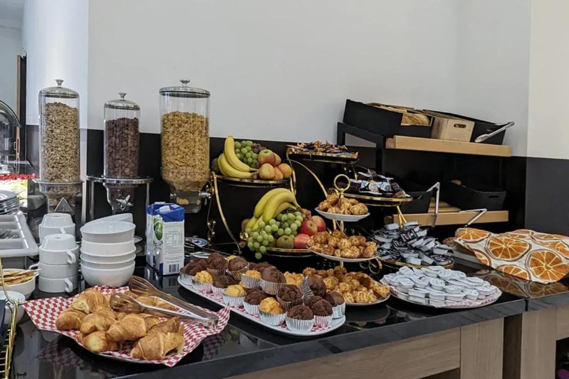 Breakfast in Triple G Hotels