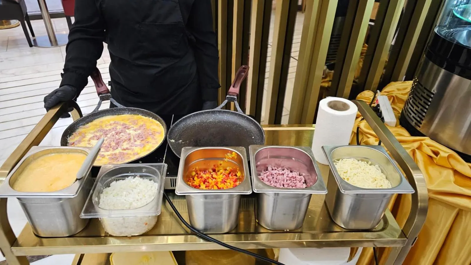 Buffet breakfast in Triple G Hotels