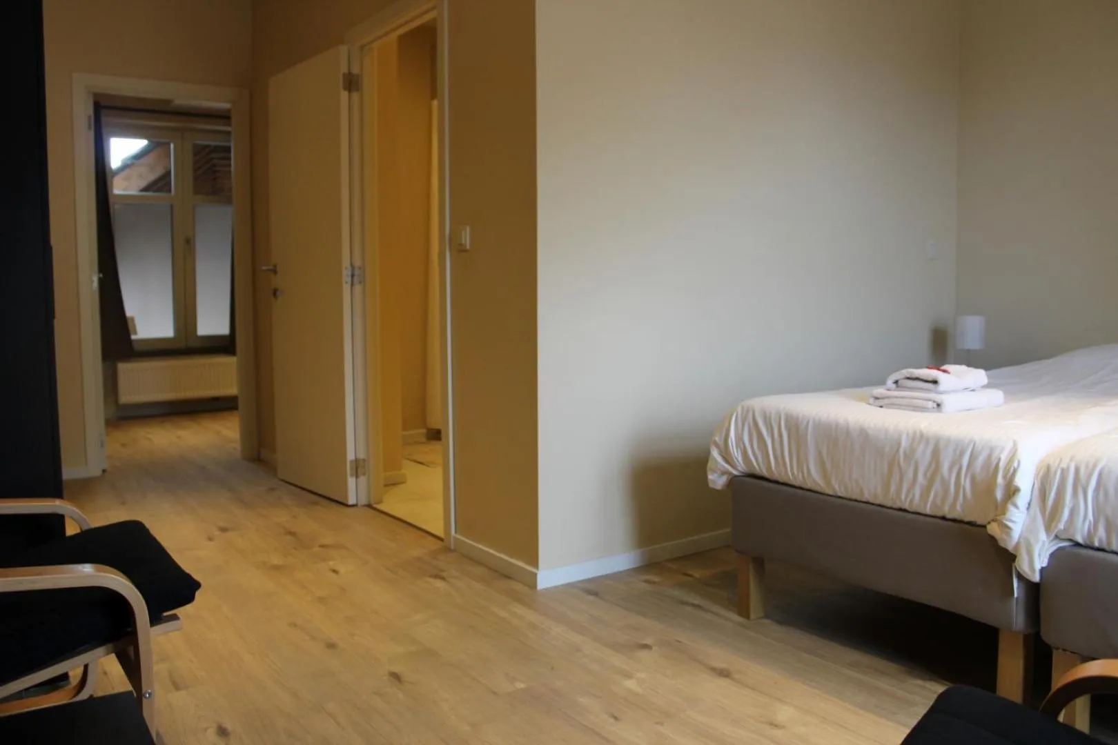 Photo of the whole room, Bed in B&B 't Maanhof