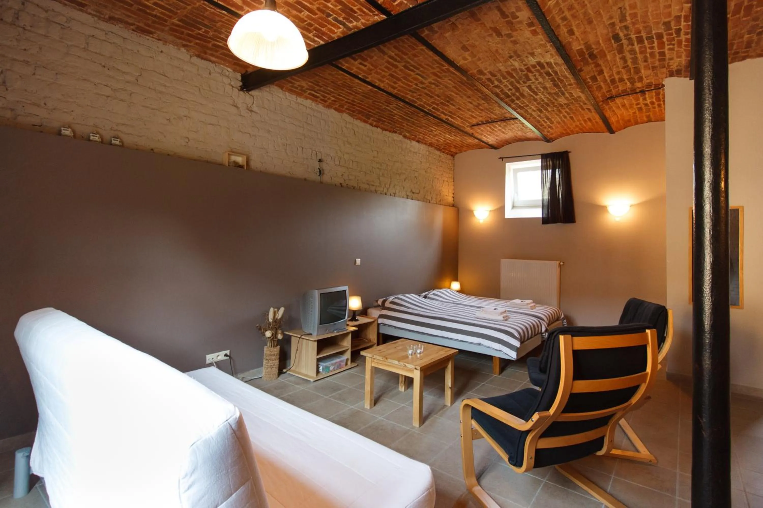 Photo of the whole room in B&B 't Maanhof