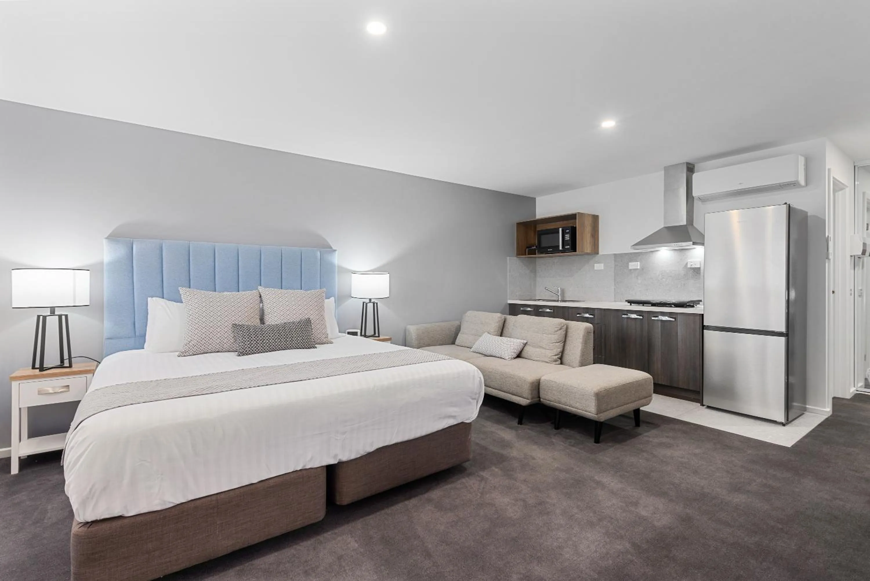 Bedroom, Bed in Sanctuary Inn on Westernport