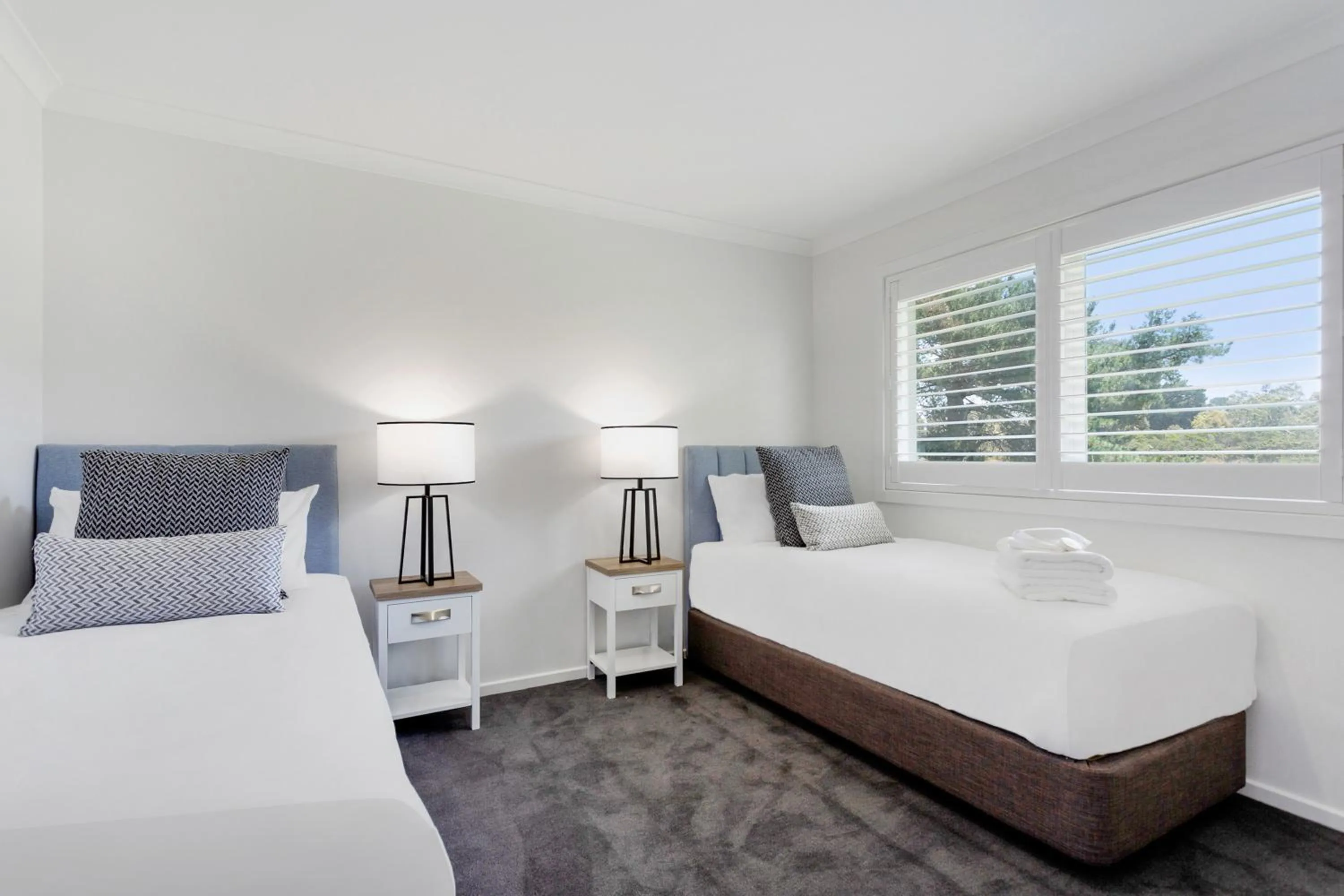 Bedroom, Bed in Sanctuary Inn on Westernport