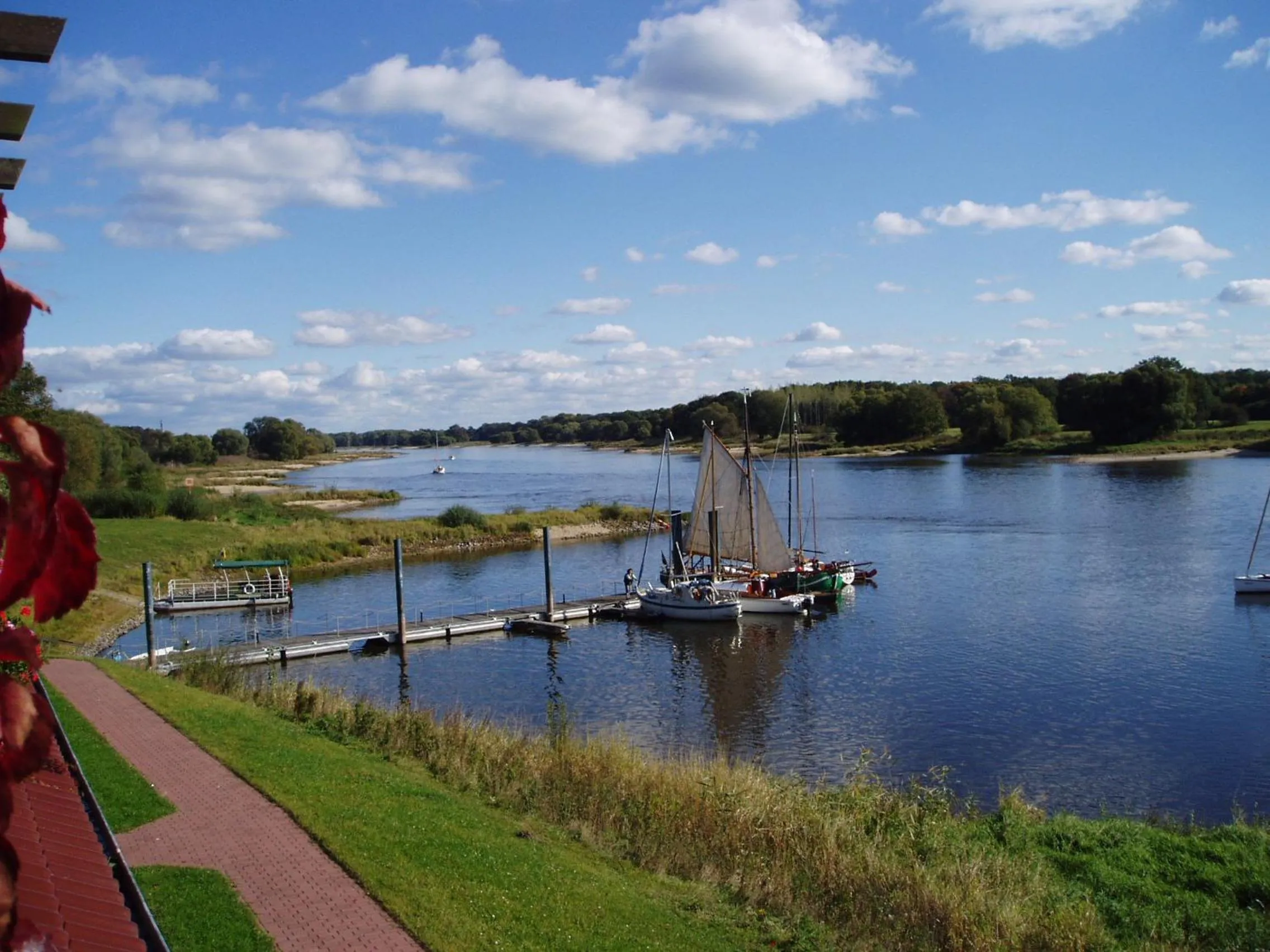 View (from property/room) in Elbterrassen zu Brambach