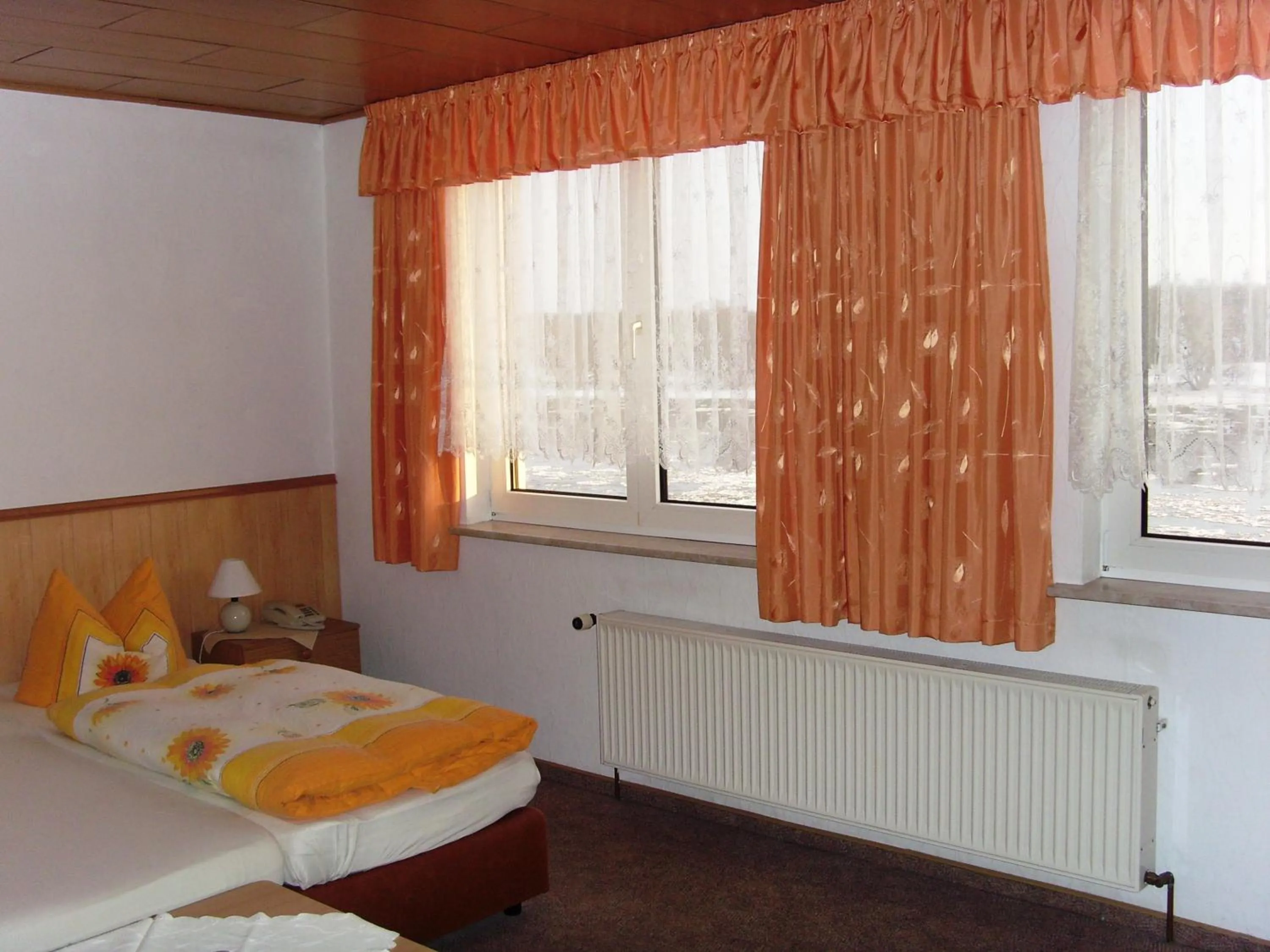 Bed in Elbterrassen zu Brambach