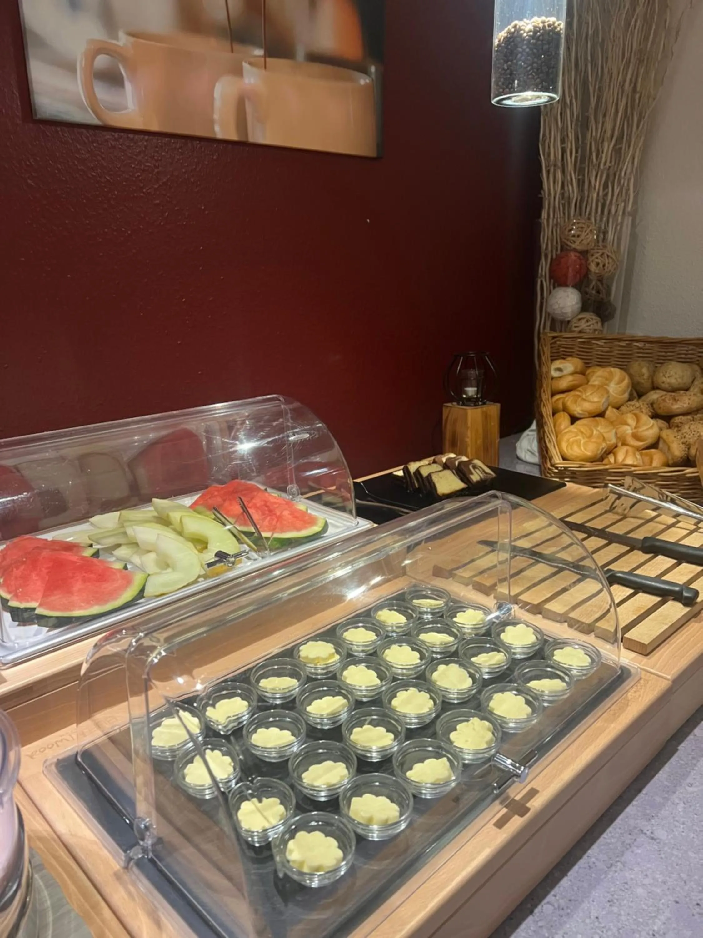 Breakfast in Hotel Mozart