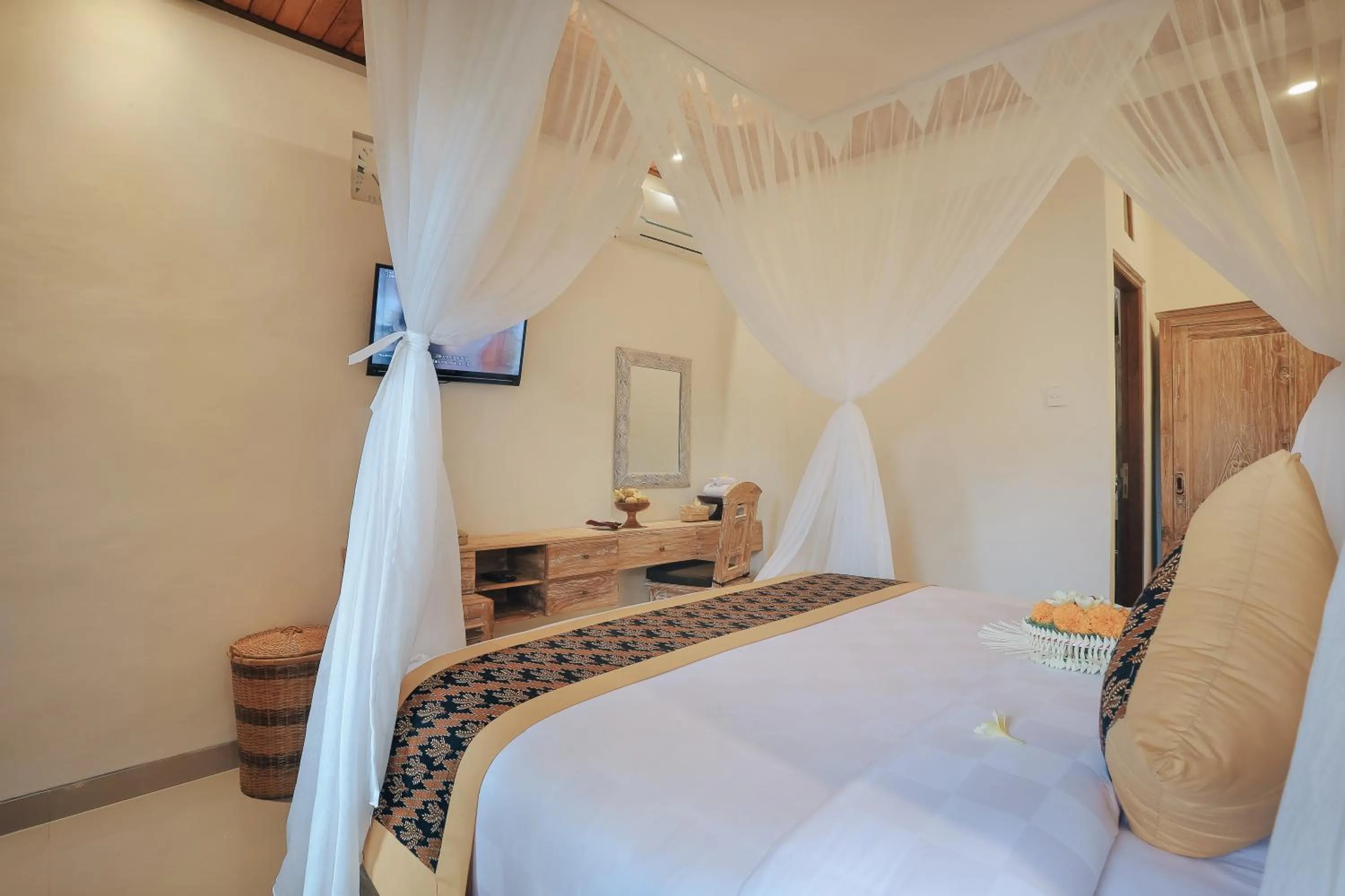 TV and multimedia, Bed in Sitala Suite