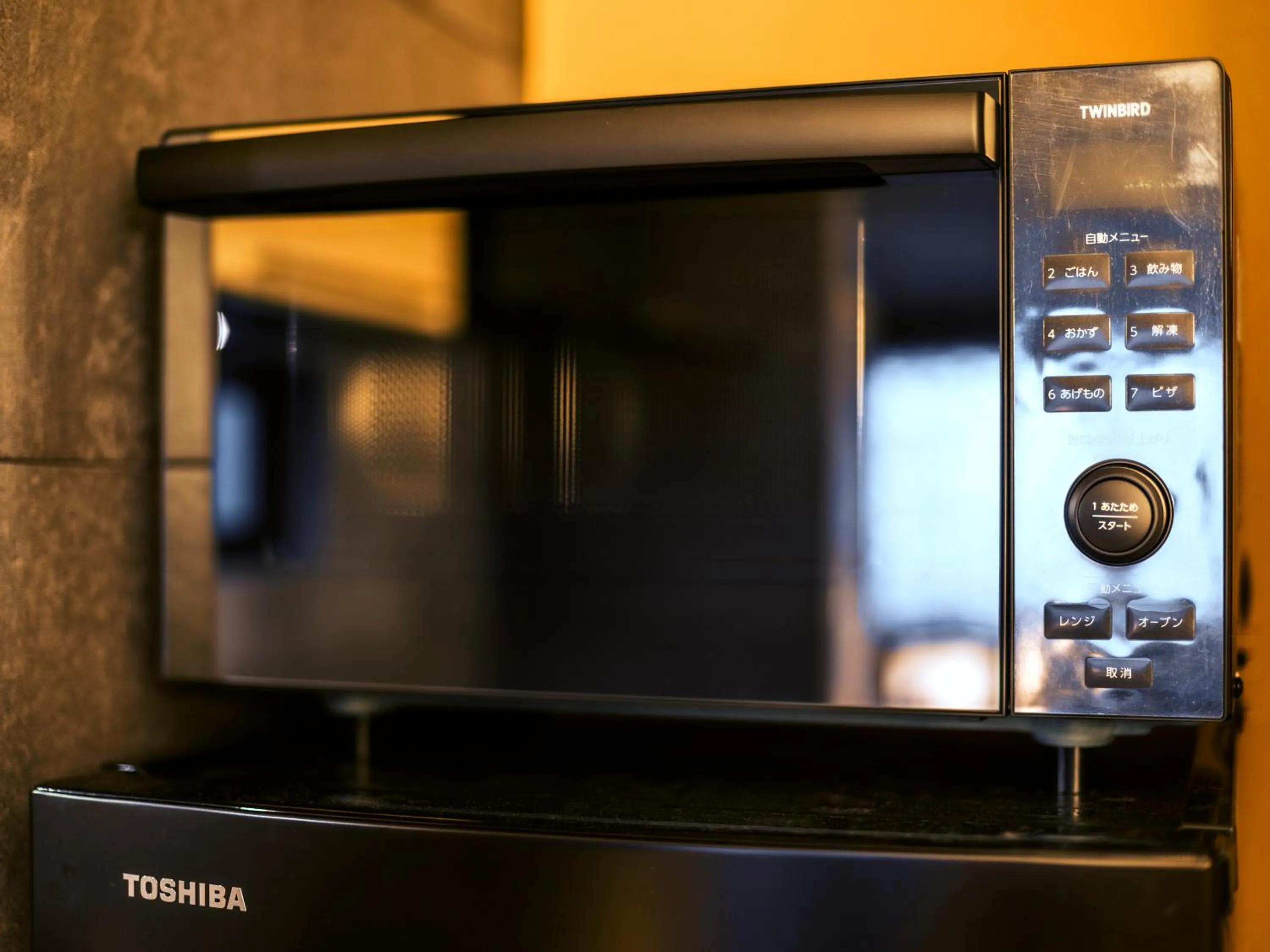 Communal kitchen in SAMURAI HOUSE Ⅲ