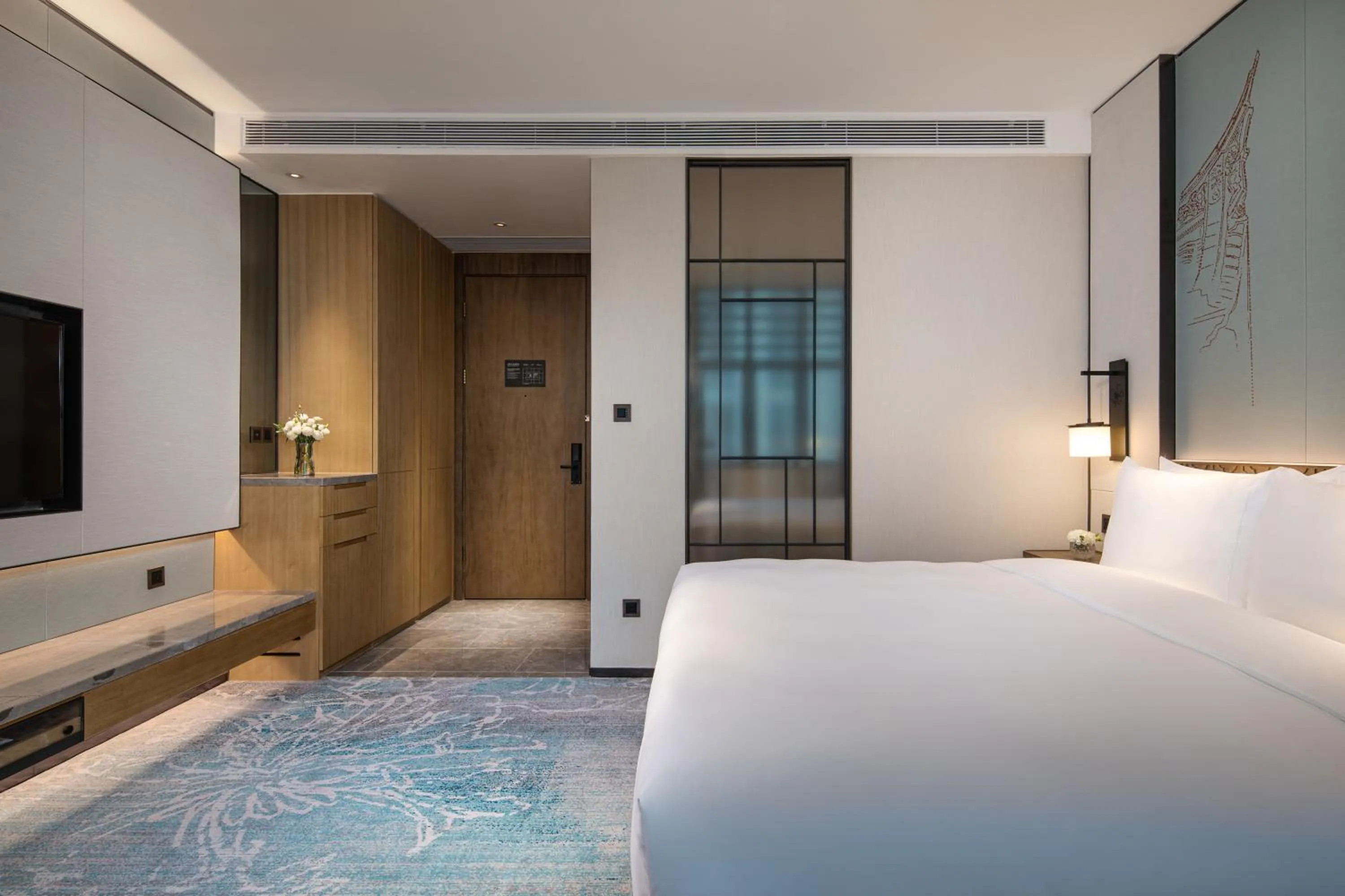 People, Bed in C&D Hotel,Xiamen Xiang'an-Late Check Out & Free Welcome Snacks