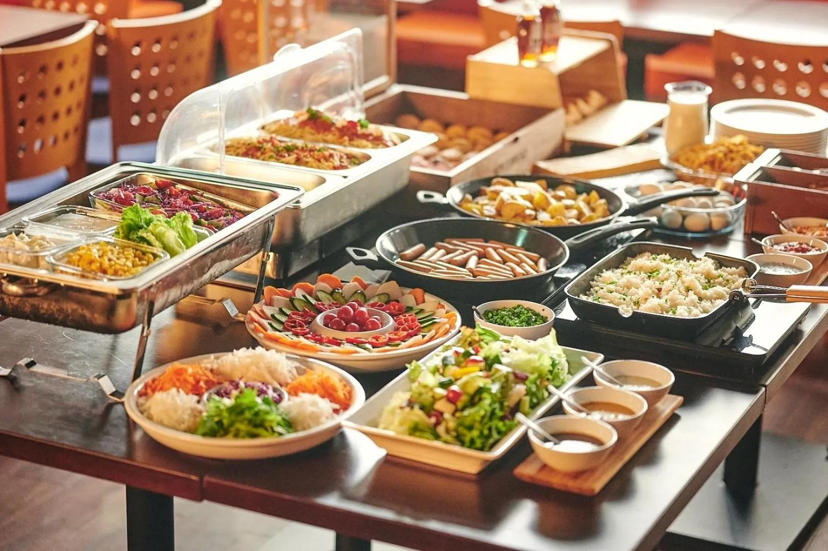 Restaurant/places to eat in Sotetsu Fresa Inn Kanda-Otemachi