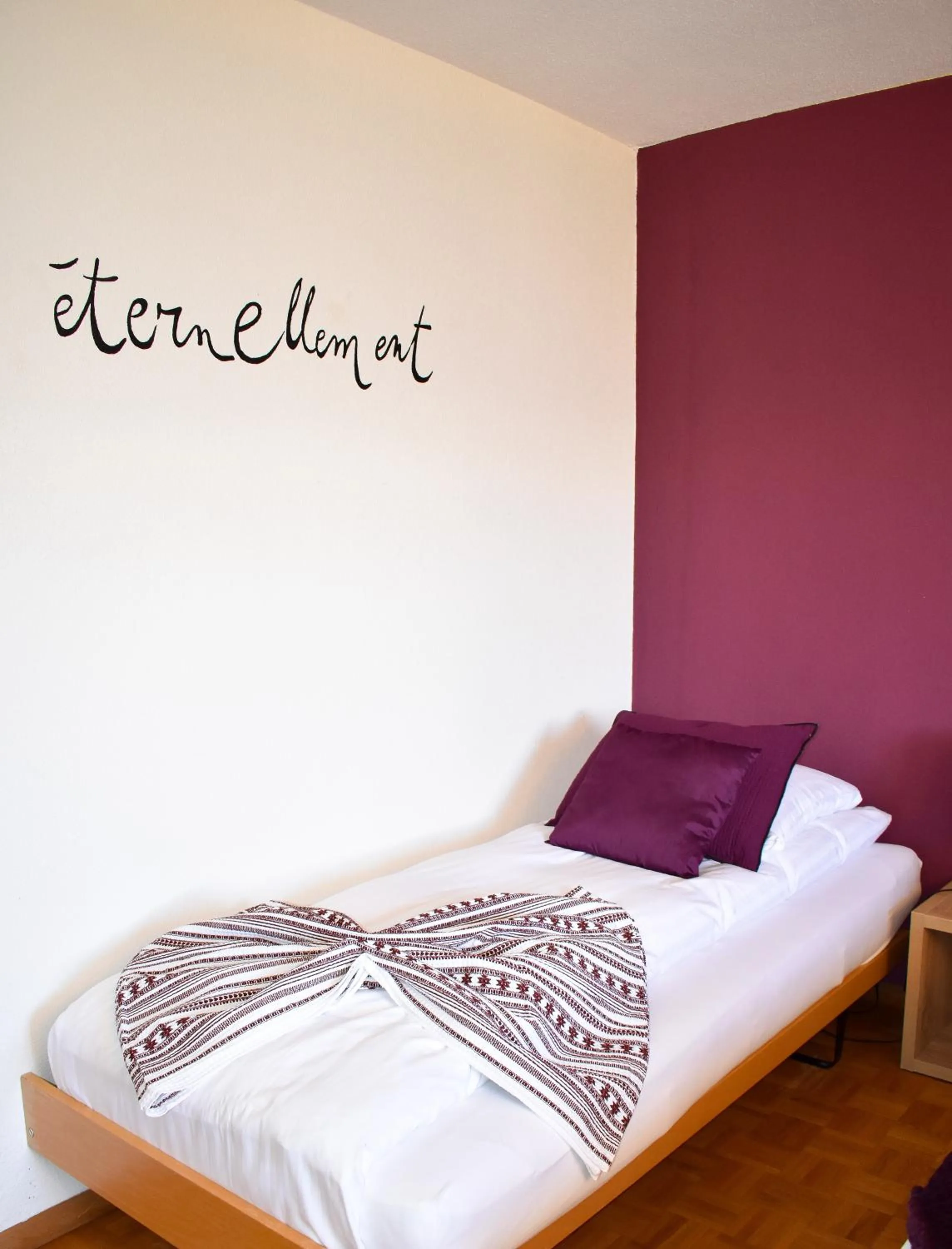 Bed in Hostellerie d'Orzival