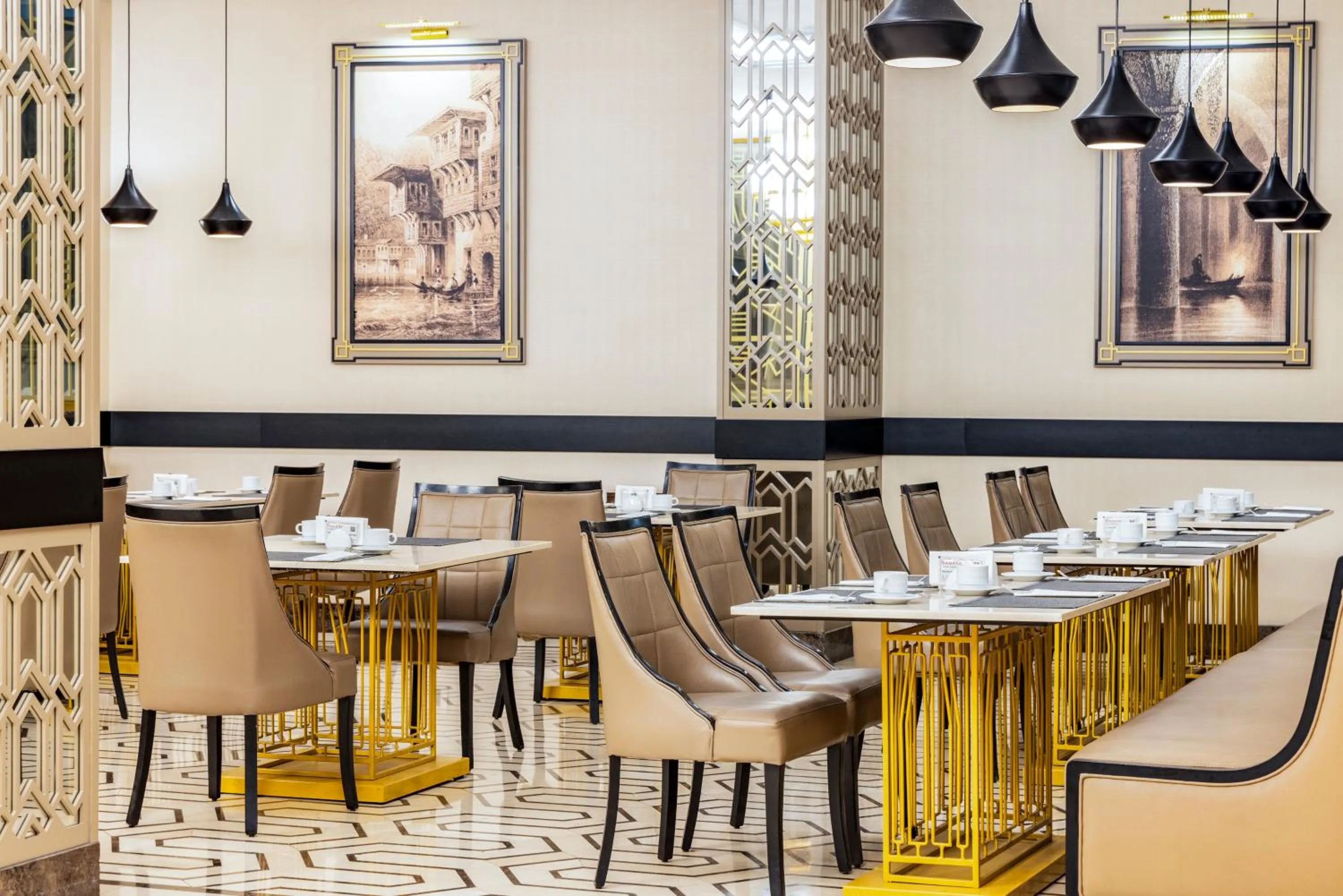 Restaurant/places to eat in Ramada by Wyndham Istanbul Golden Horn