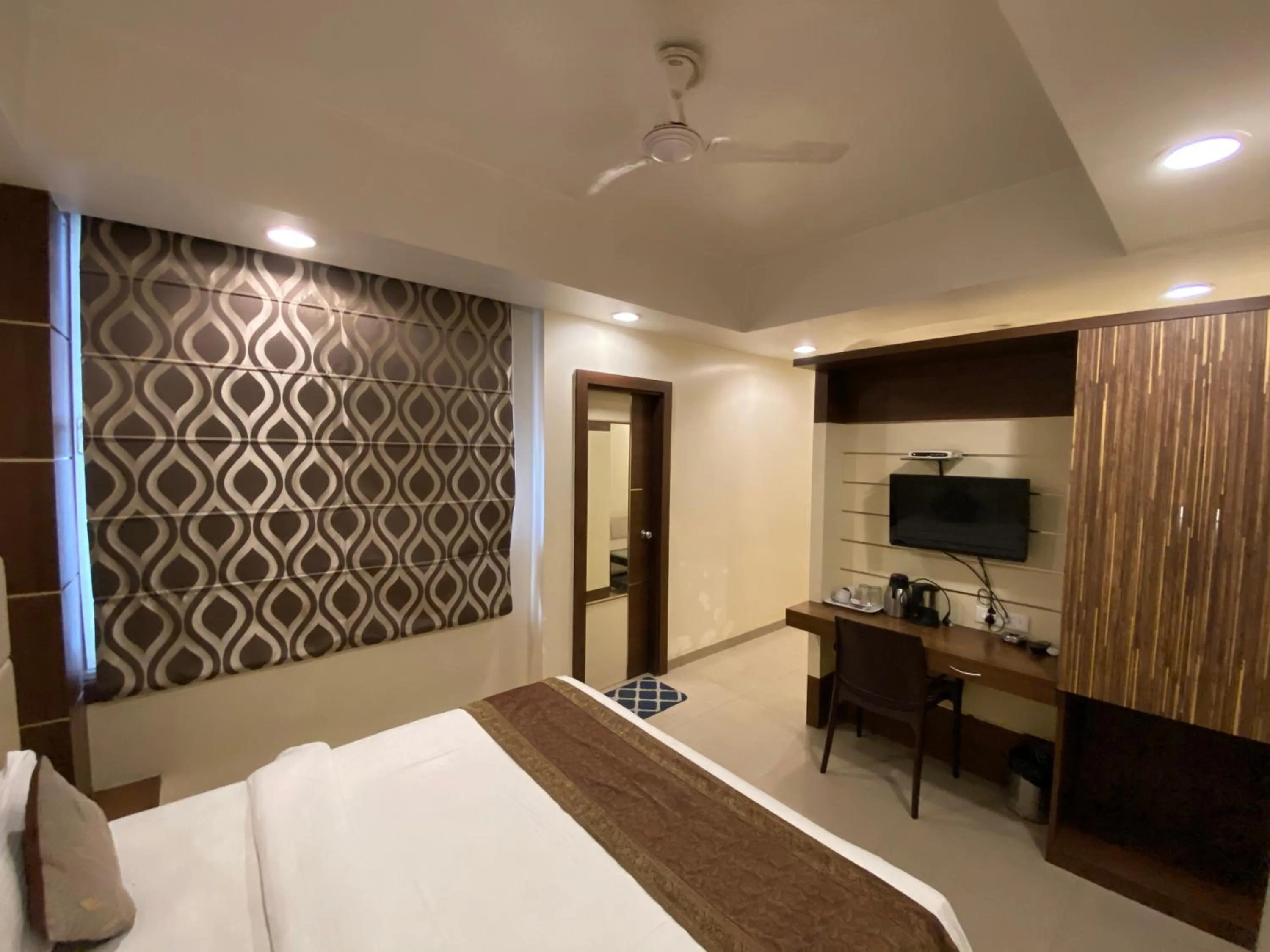 Bedroom, Bed in Starlit Select Nirvana