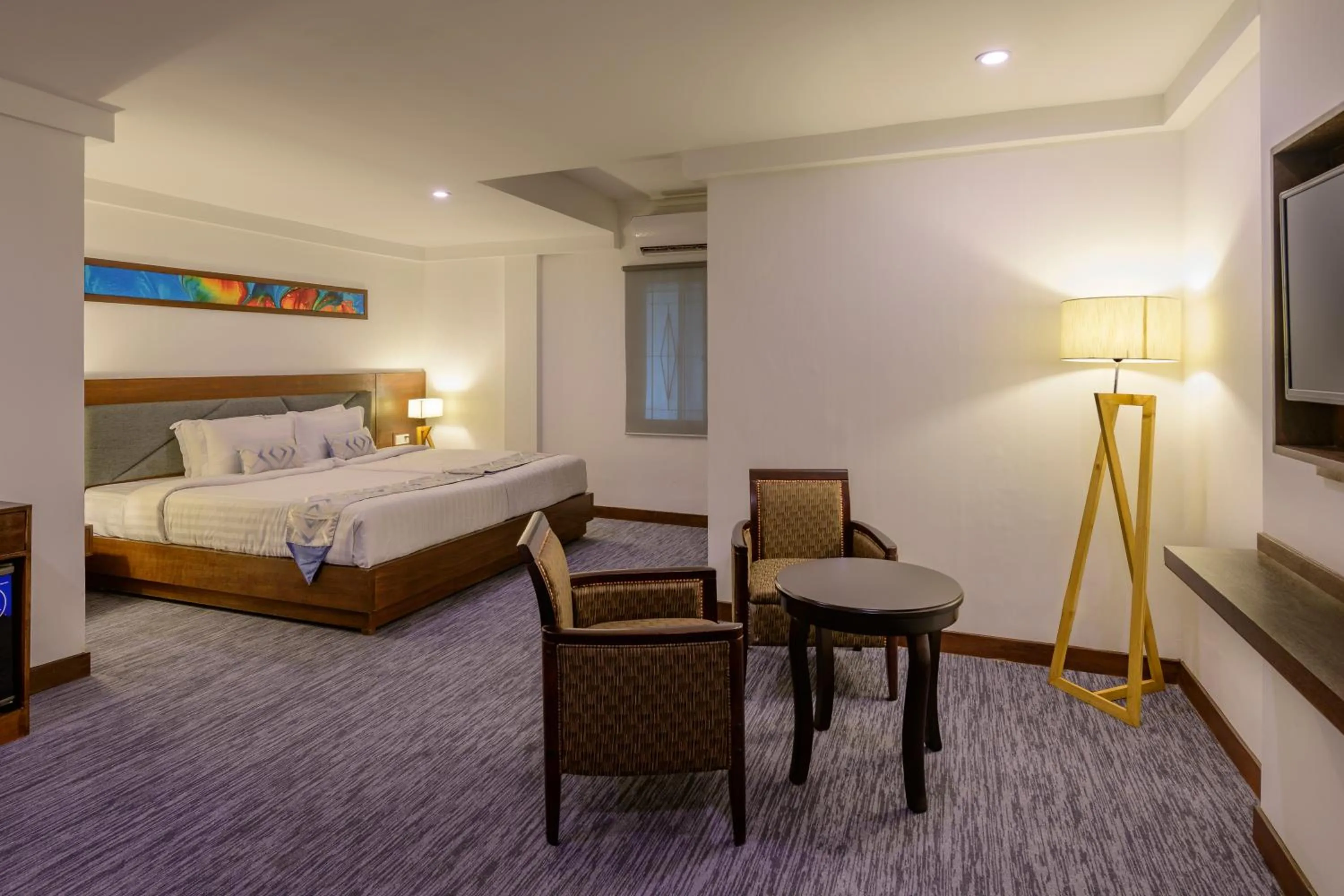 View (from property/room), Bed in Hotel Zakaria International