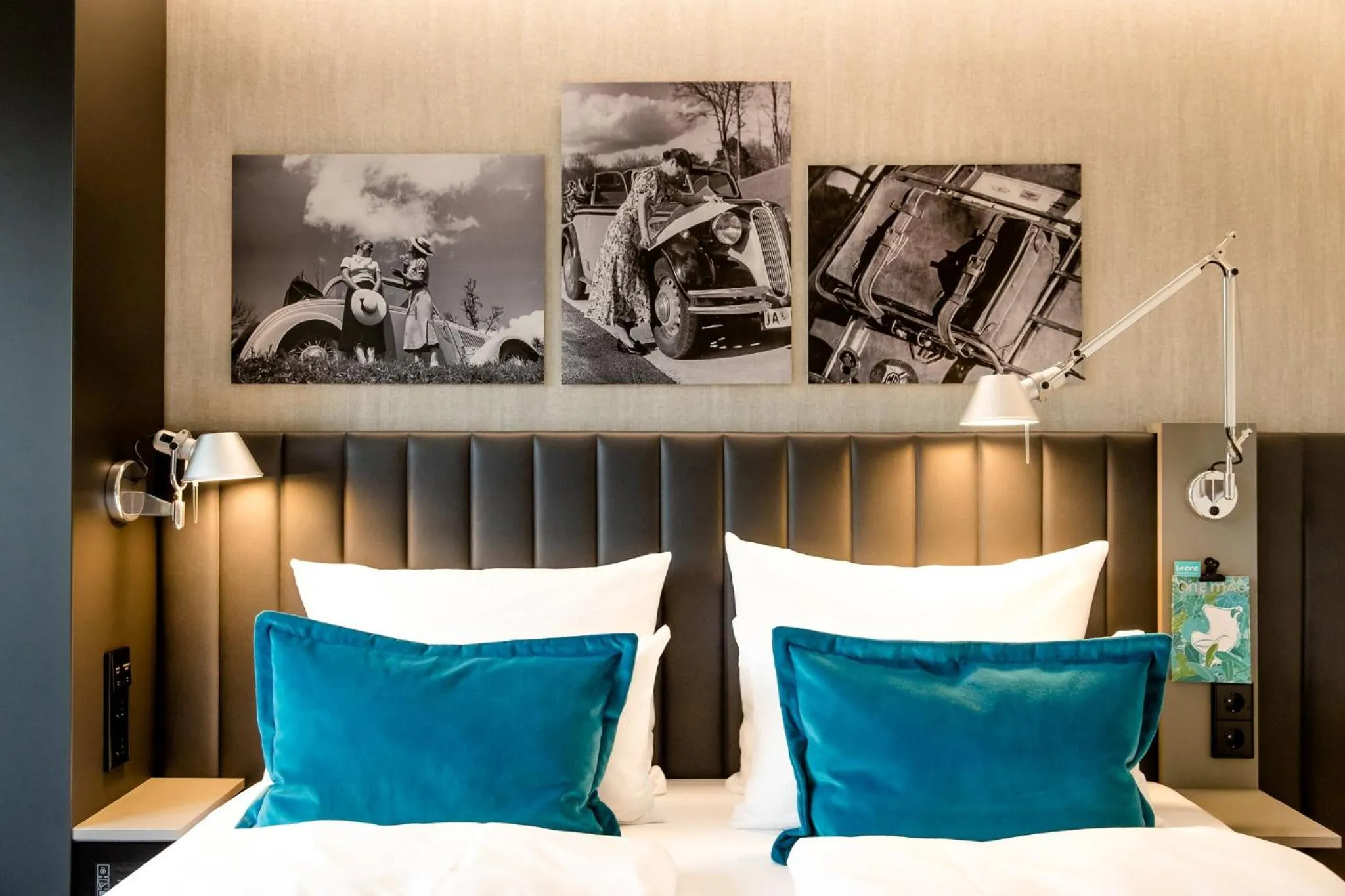 Photo of the whole room, Bed in Motel One Frankfurt-Eastside