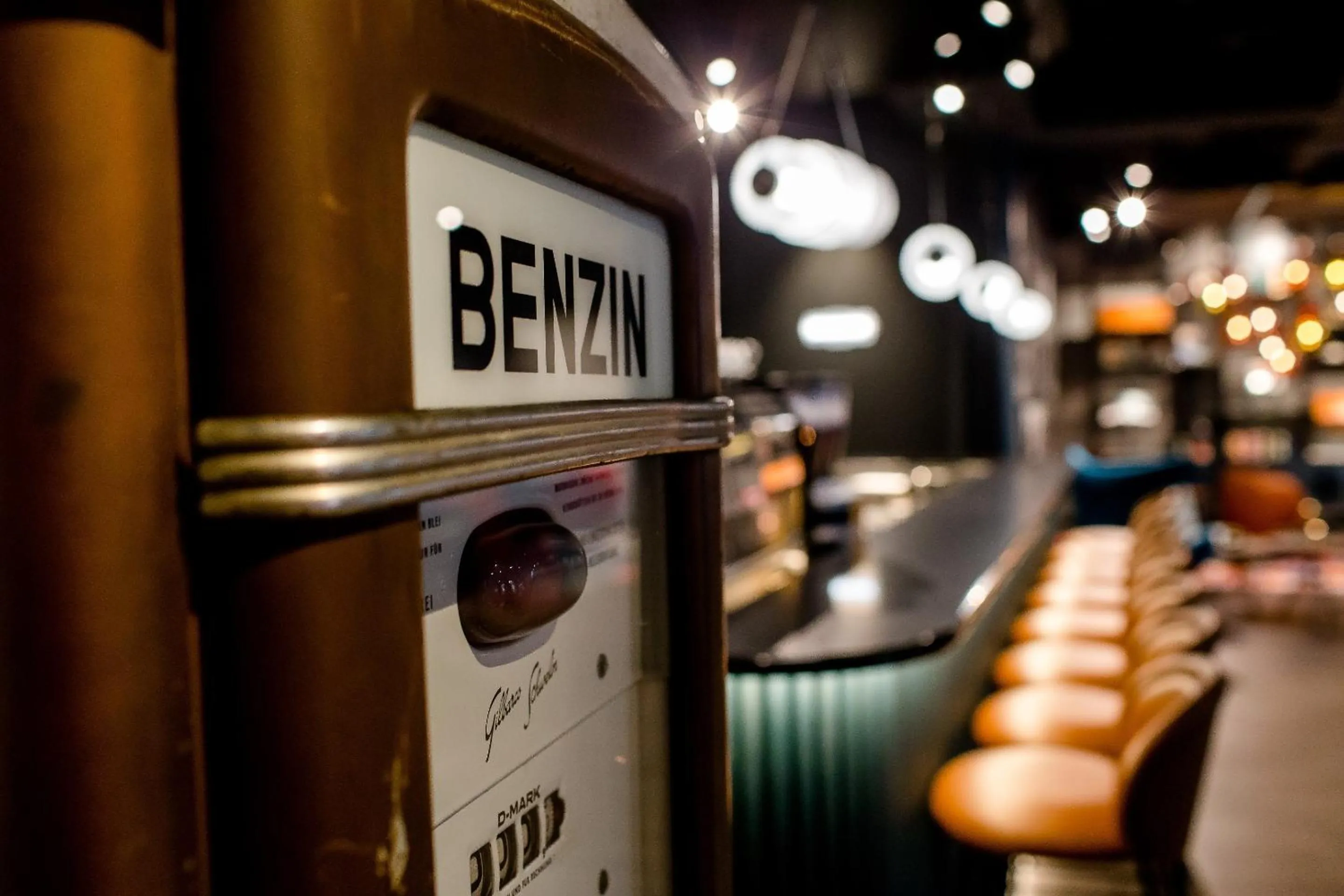 Lounge or bar in Motel One Frankfurt-Eastside