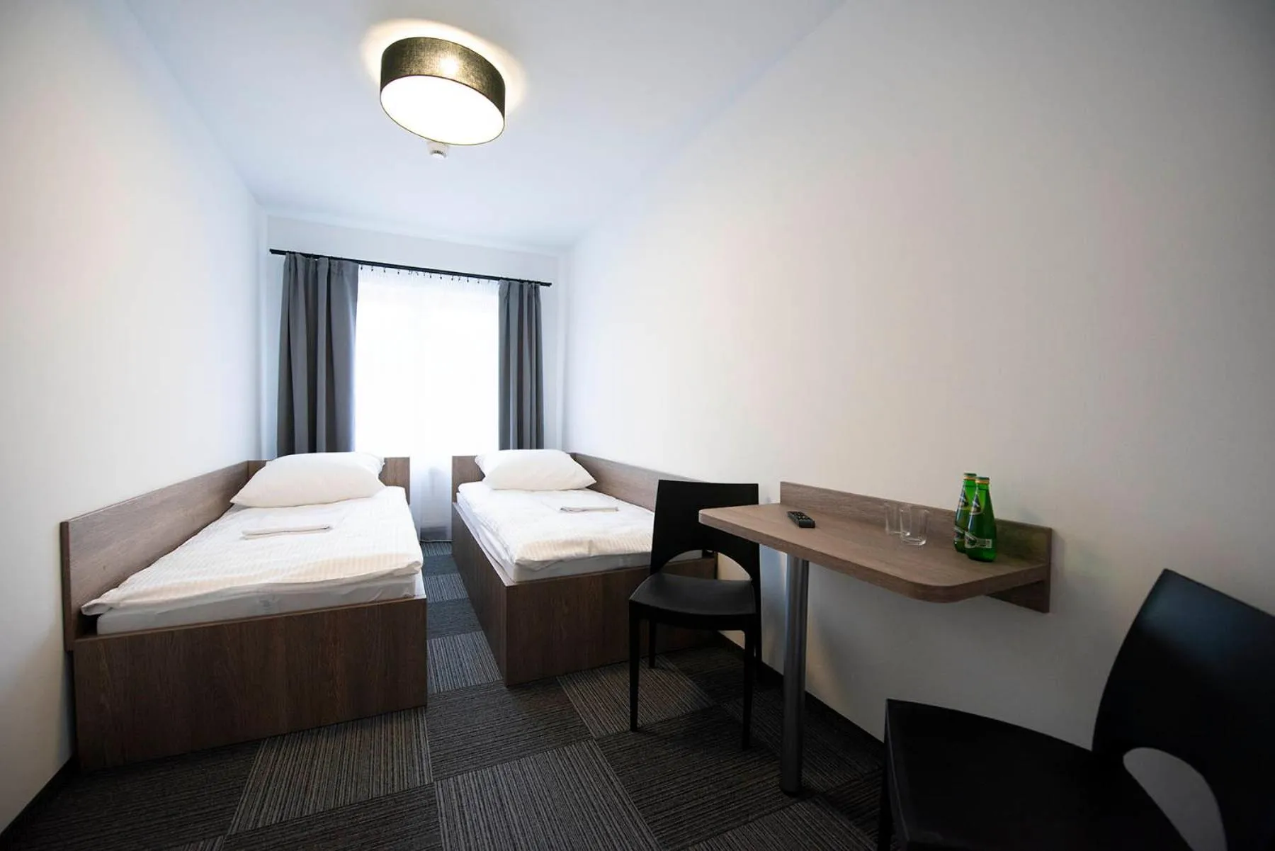 Photo of the whole room in Hostel SMS FREE PARKING