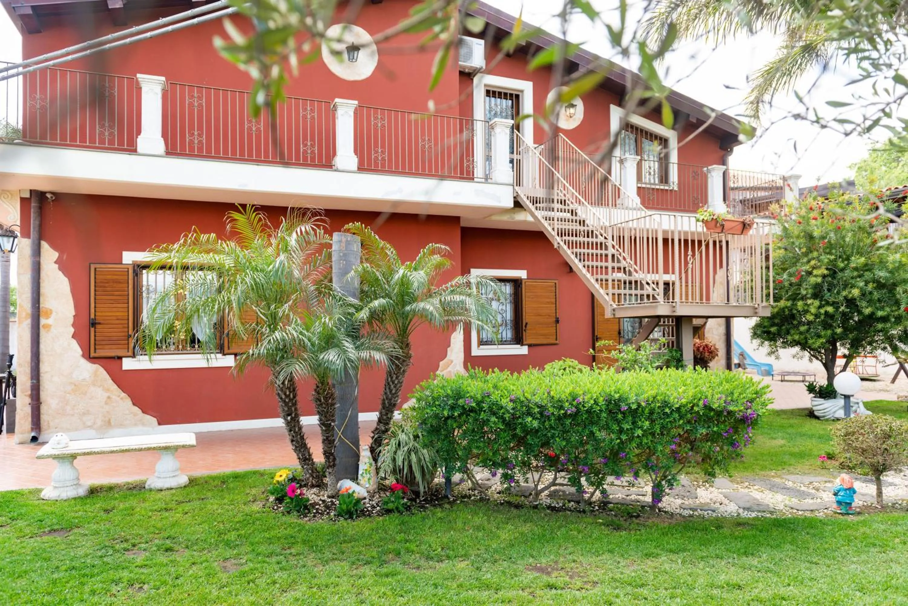 Property building in Ai confini dell Etna 1