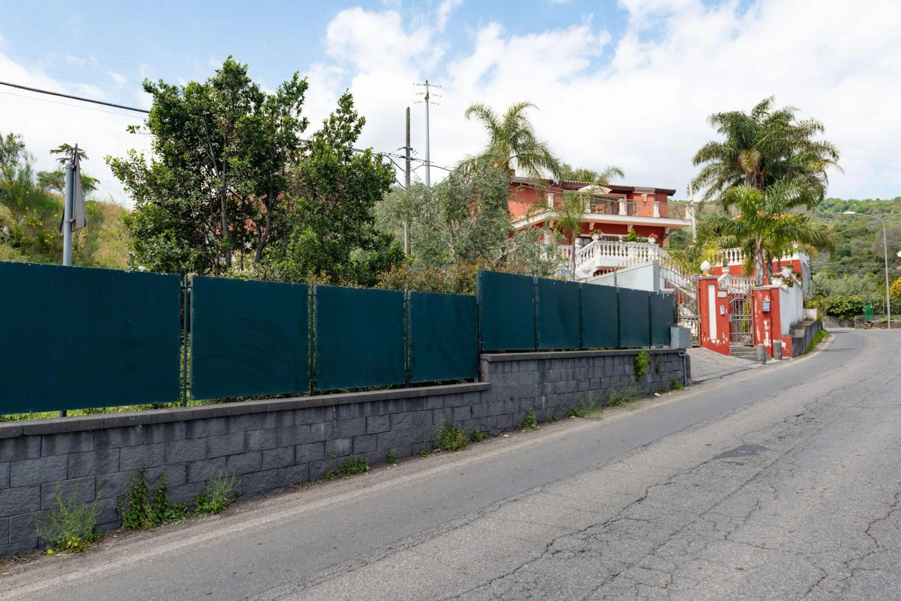 Property building in Ai confini dell Etna 1