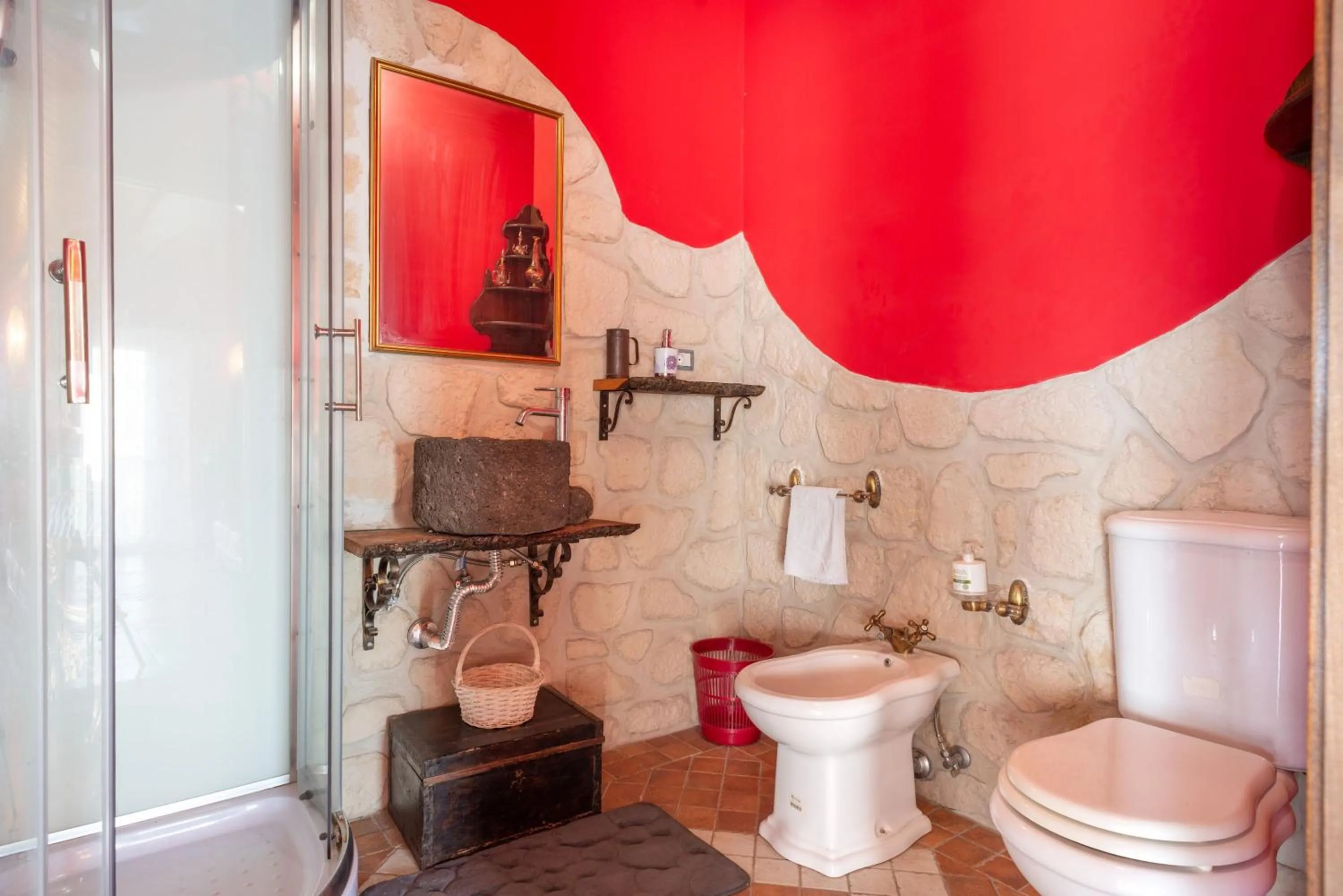 Bathroom in Ai confini dell Etna 1