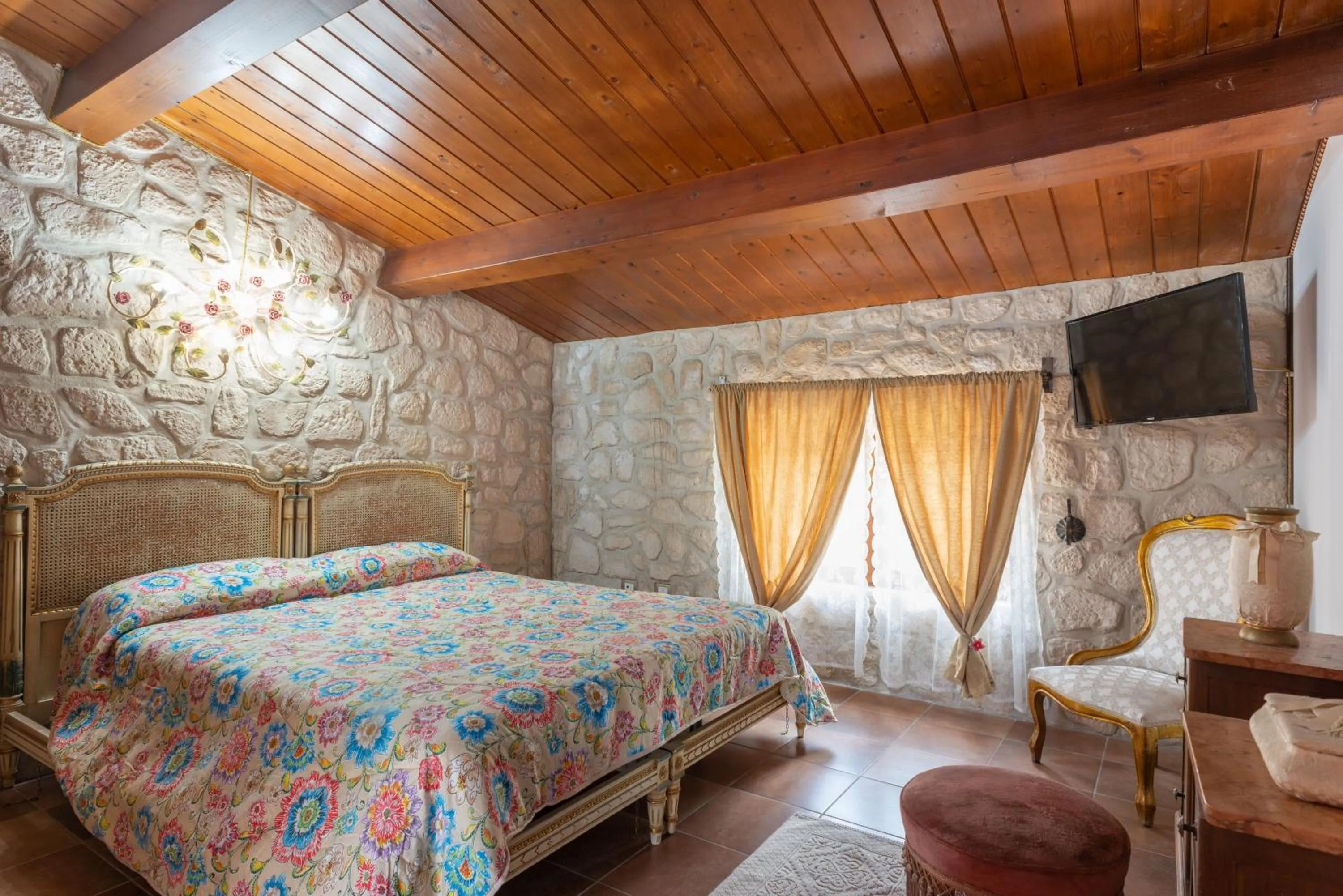 Bedroom in Ai confini dell Etna 1