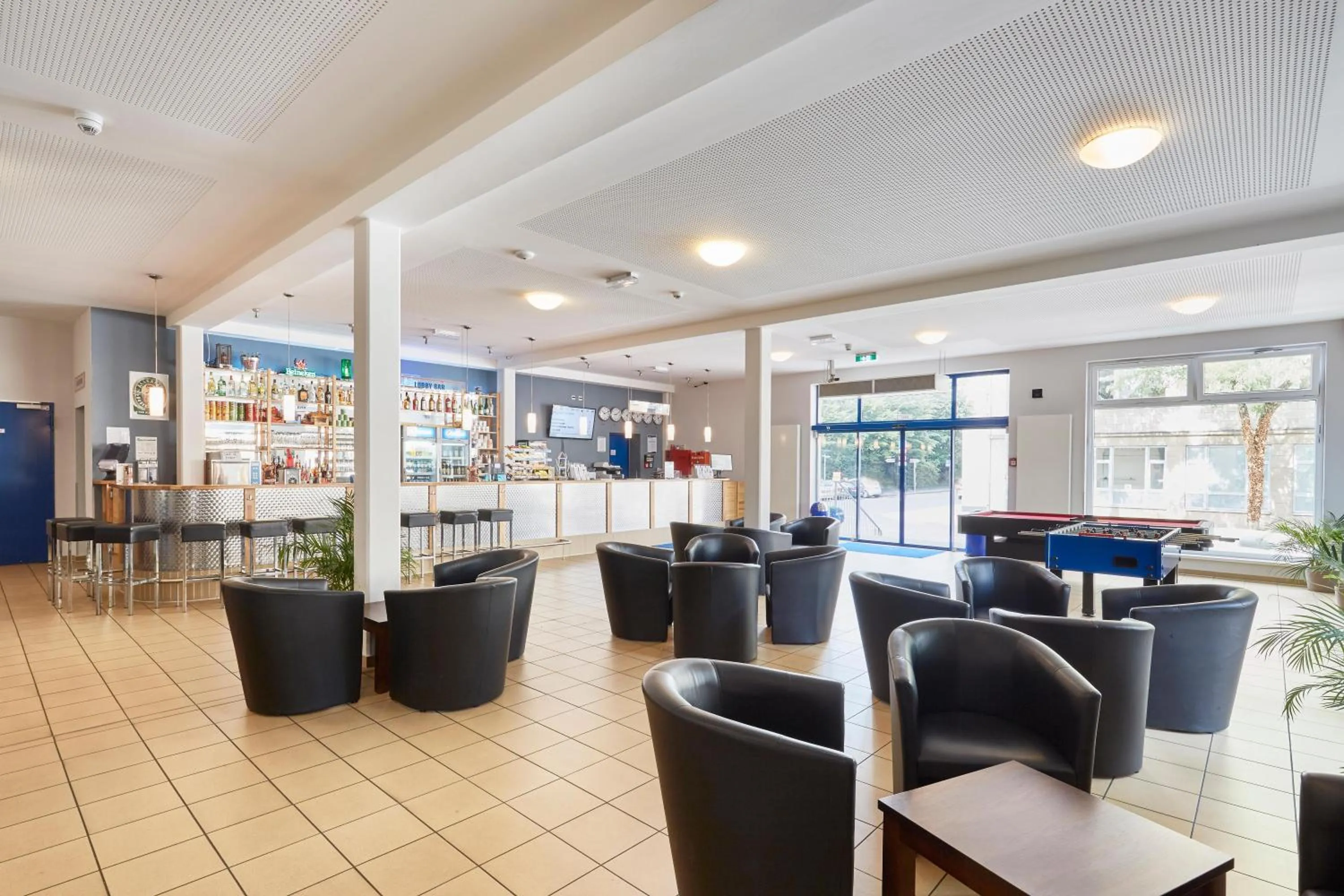 Lobby or reception in a&o Aachen Hauptbahnhof