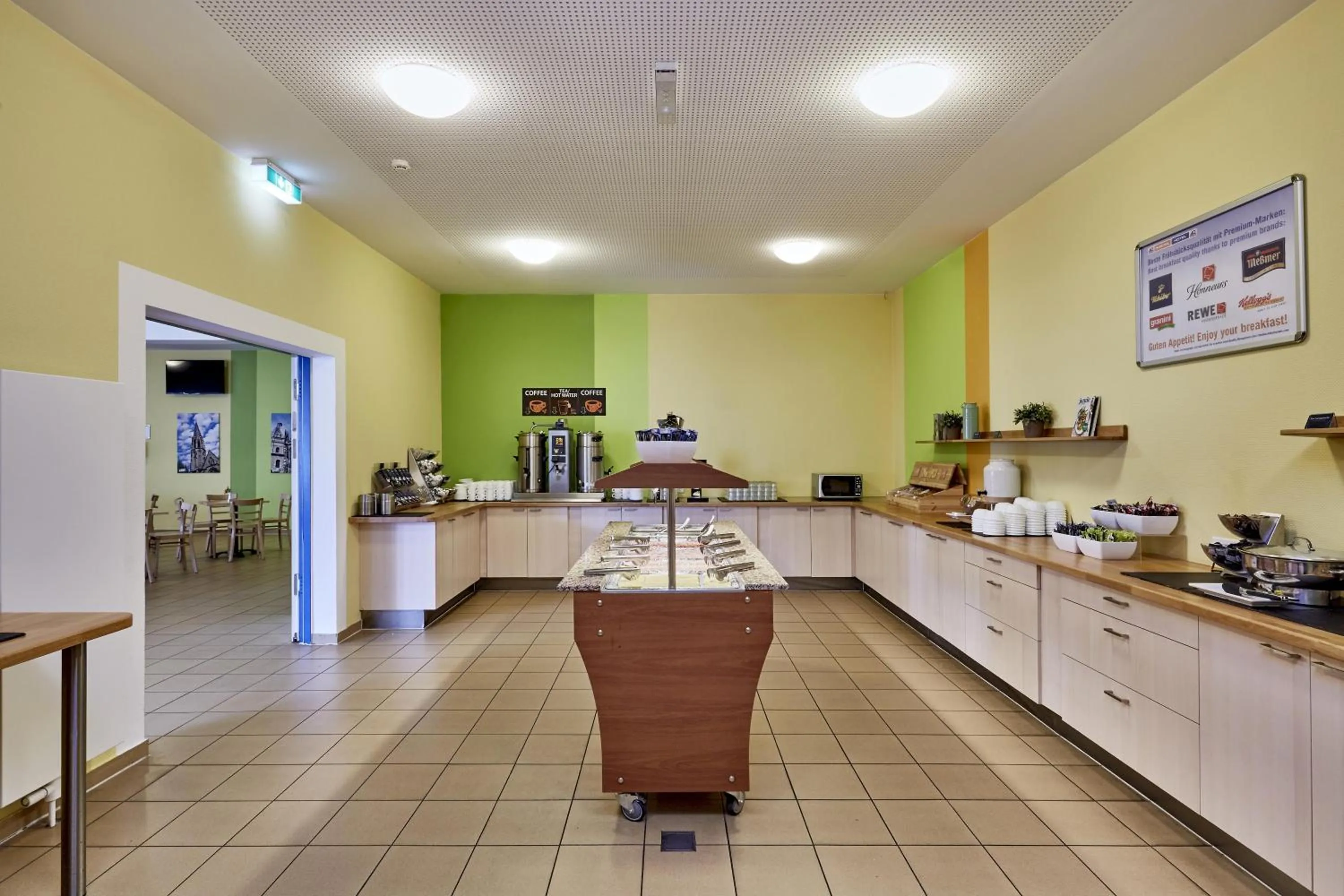 Lobby or reception in a&o Aachen Hauptbahnhof