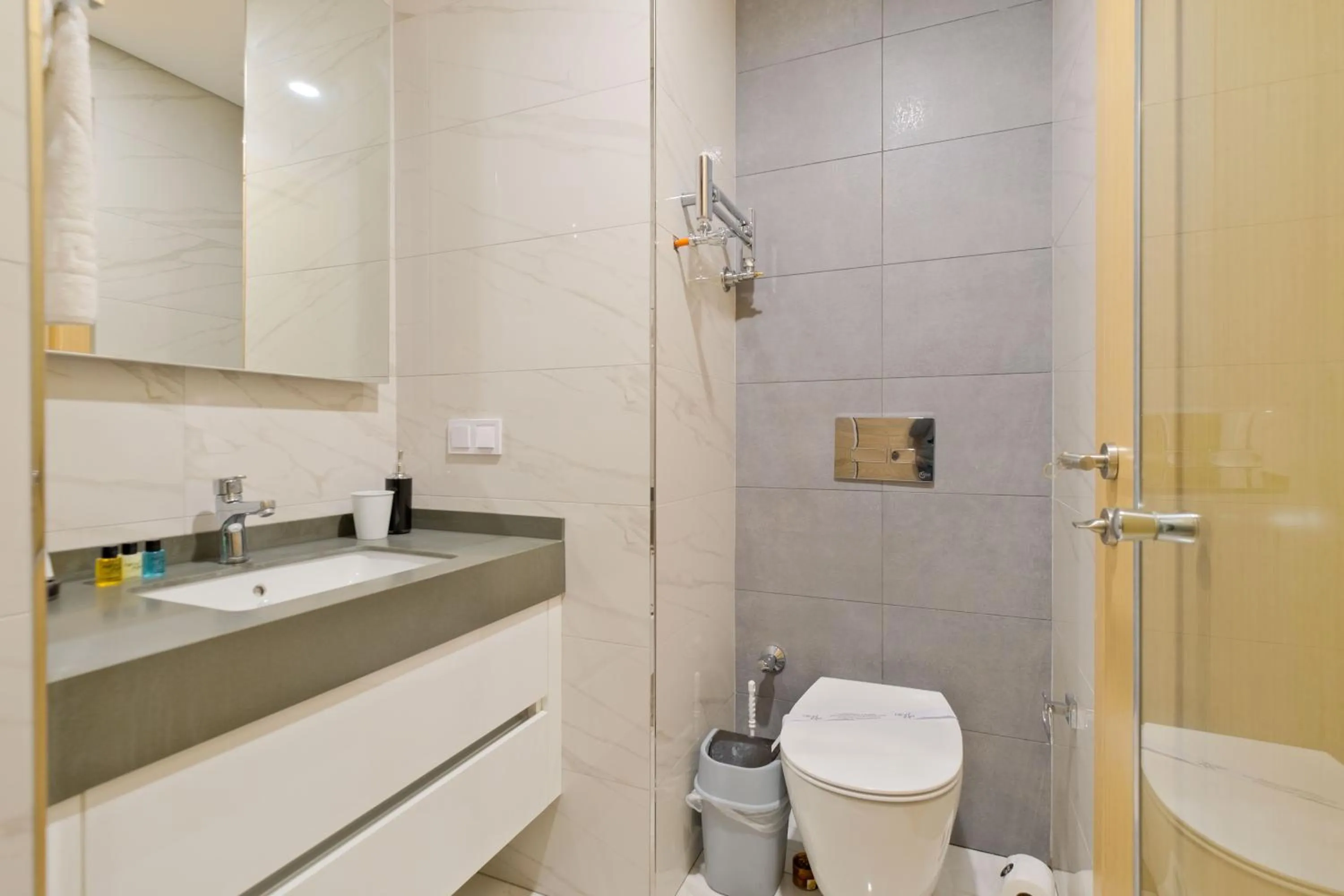 Shower in Grand Residence by NewInn