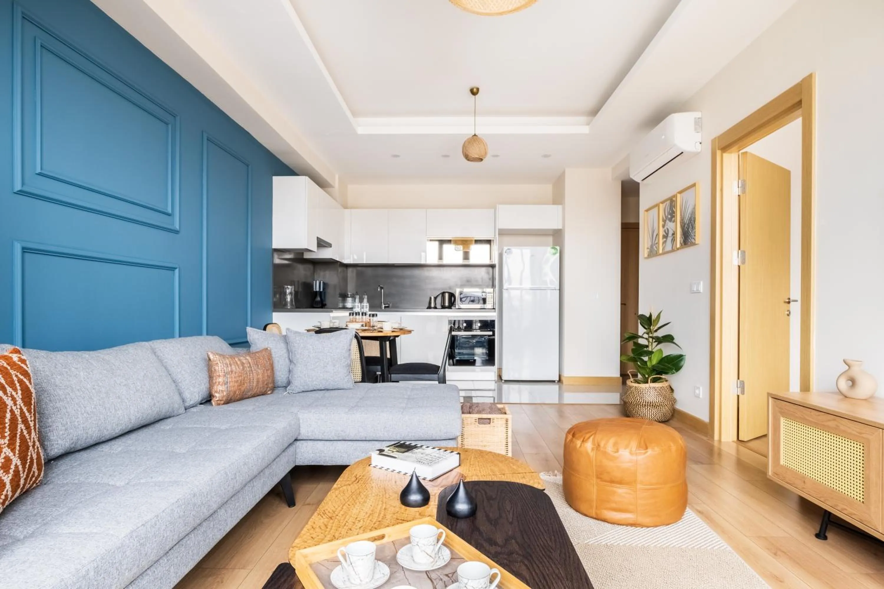 Living room in Grand Residence by NewInn