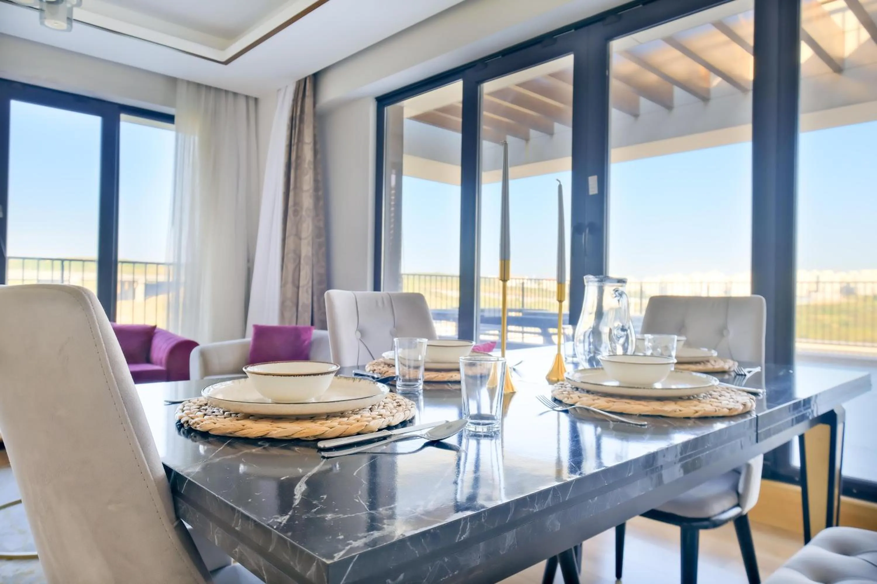 Living room in Grand Residence by NewInn