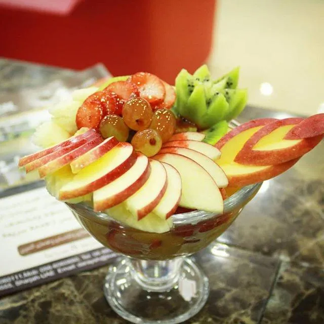 Food in Daraysh Hotel