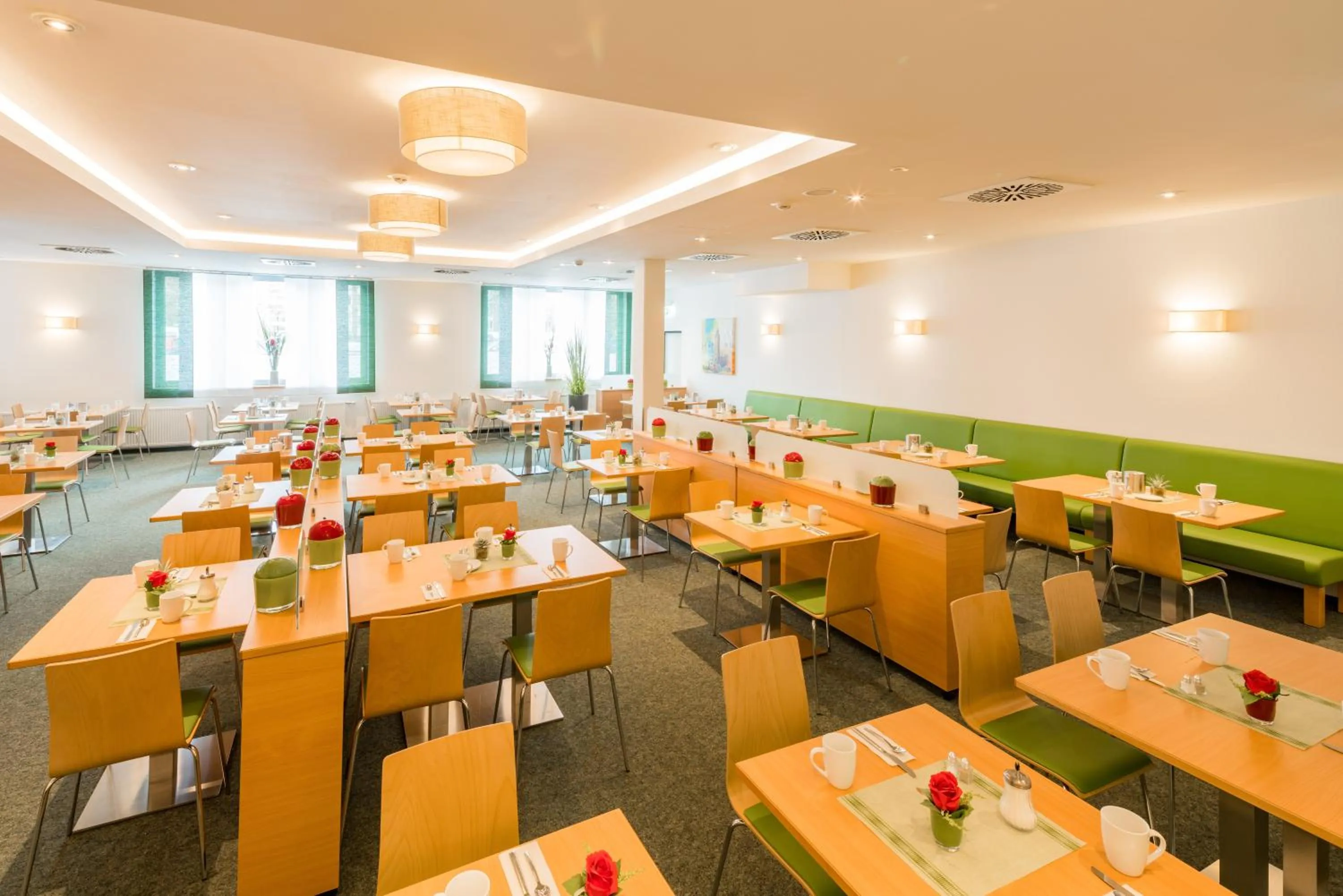 Breakfast in Panorama Inn Hotel und Boardinghaus