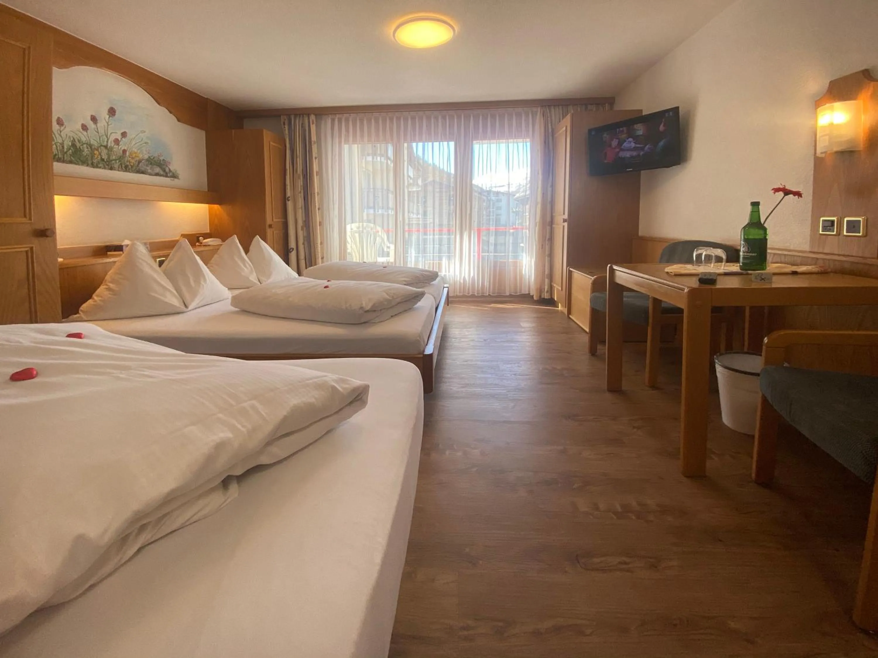 Bed in Hotel Restaurant Mattmarkblick