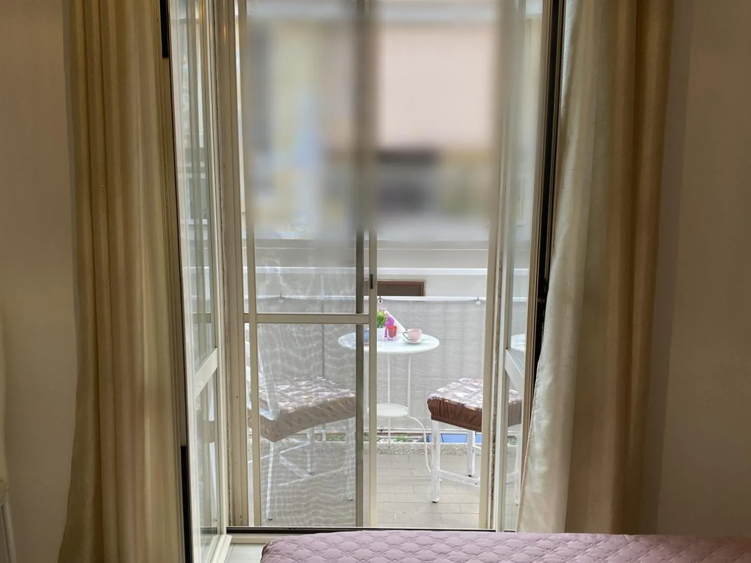 View (from property/room), Bed in B&B Enjoy Happyness