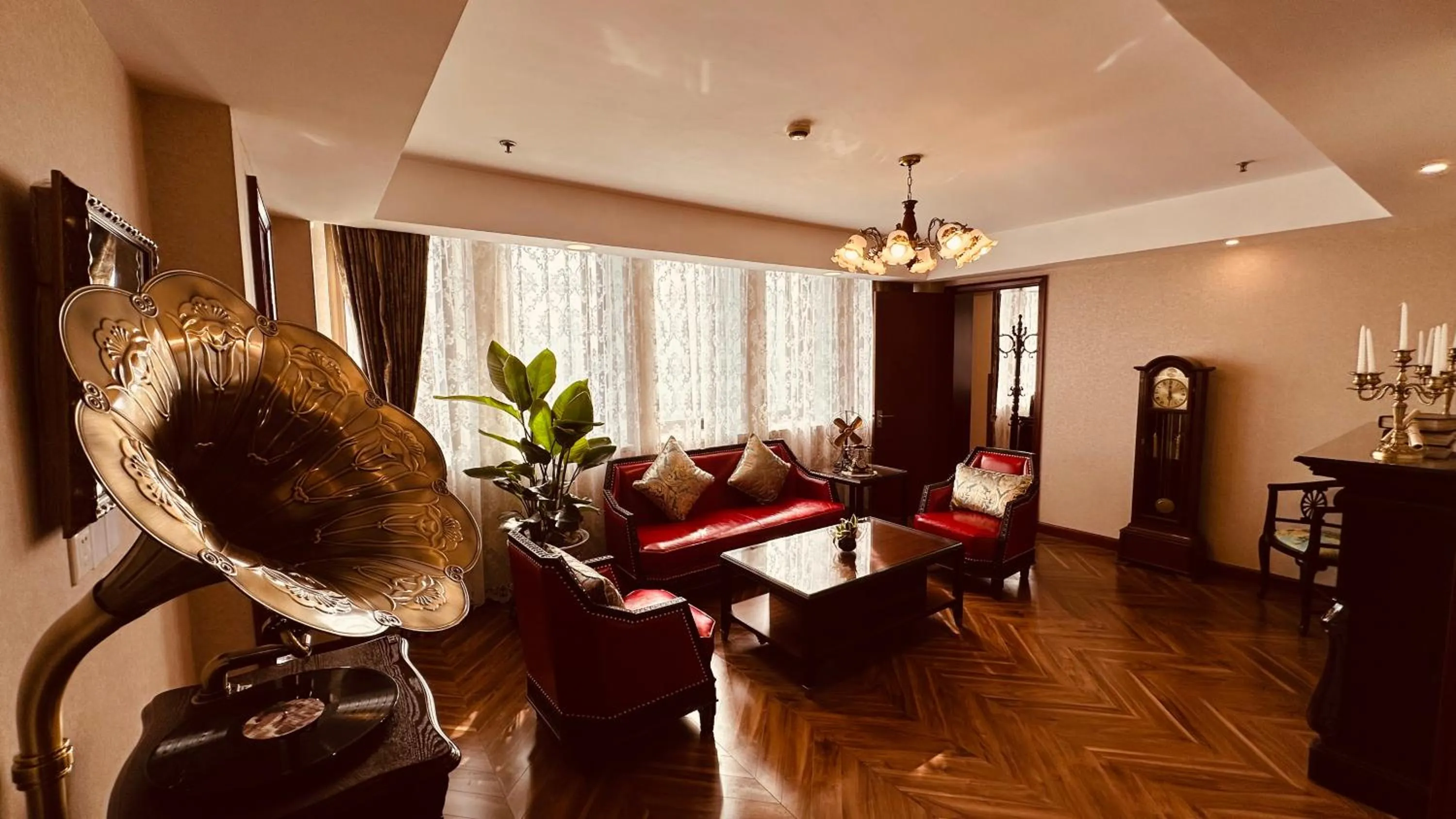 Living room in Shanghai Park Hotel