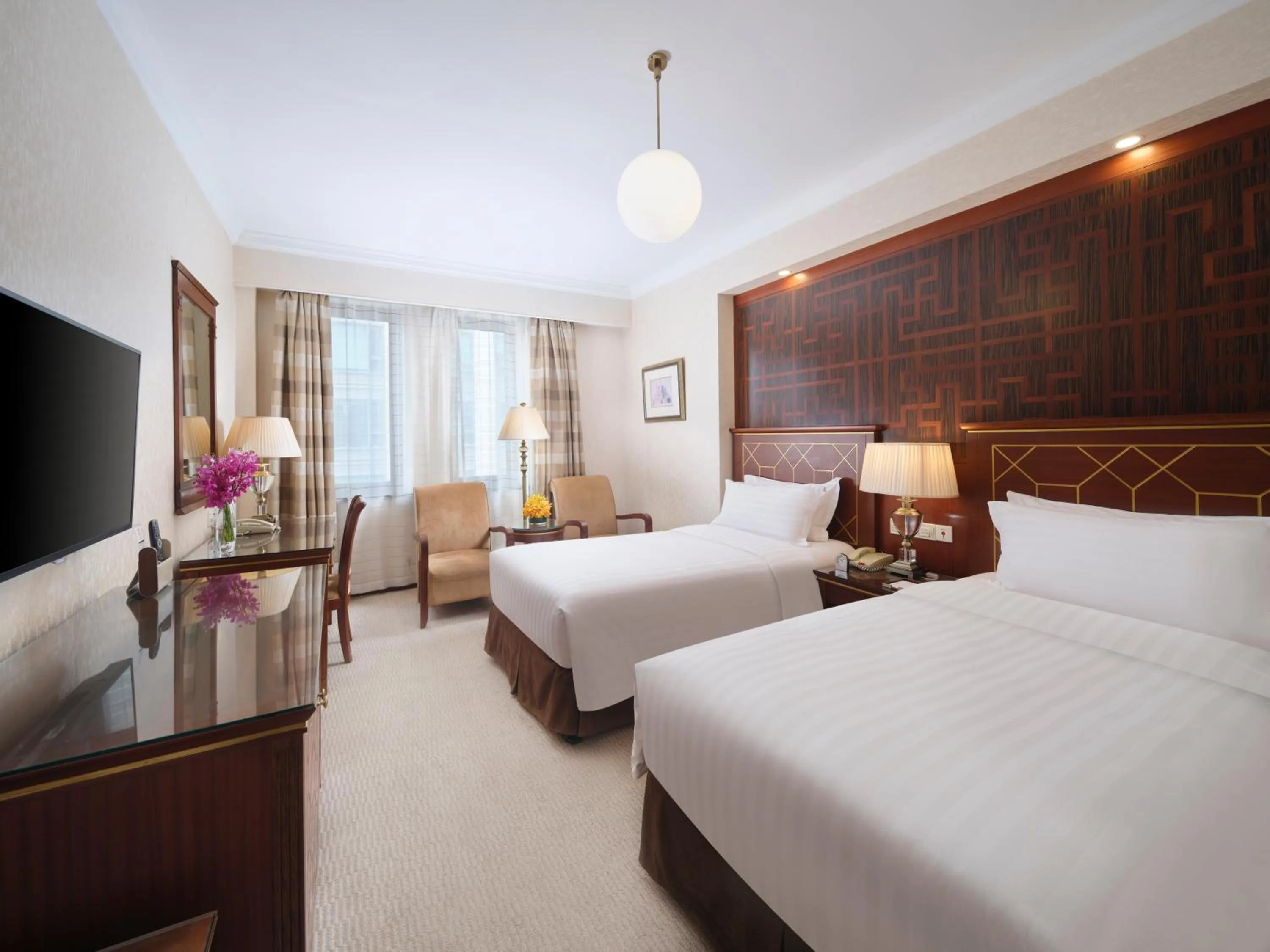 Bedroom, Bed in Shanghai Park Hotel