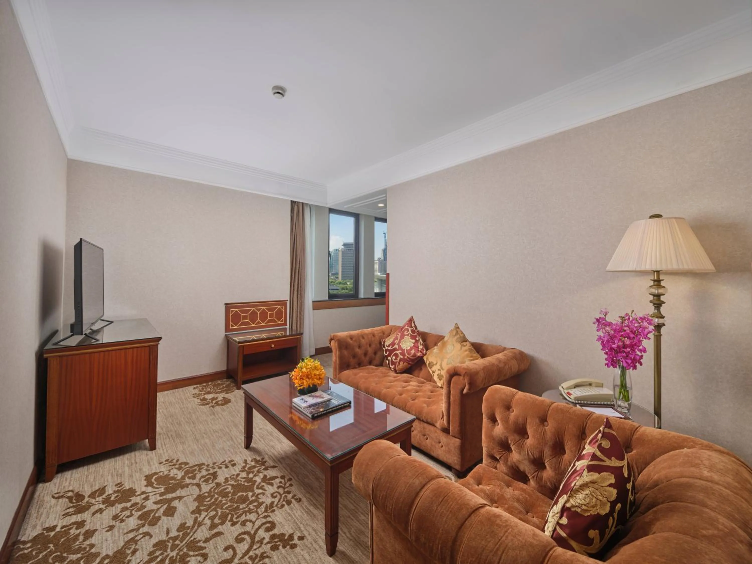 Living room in Shanghai Park Hotel