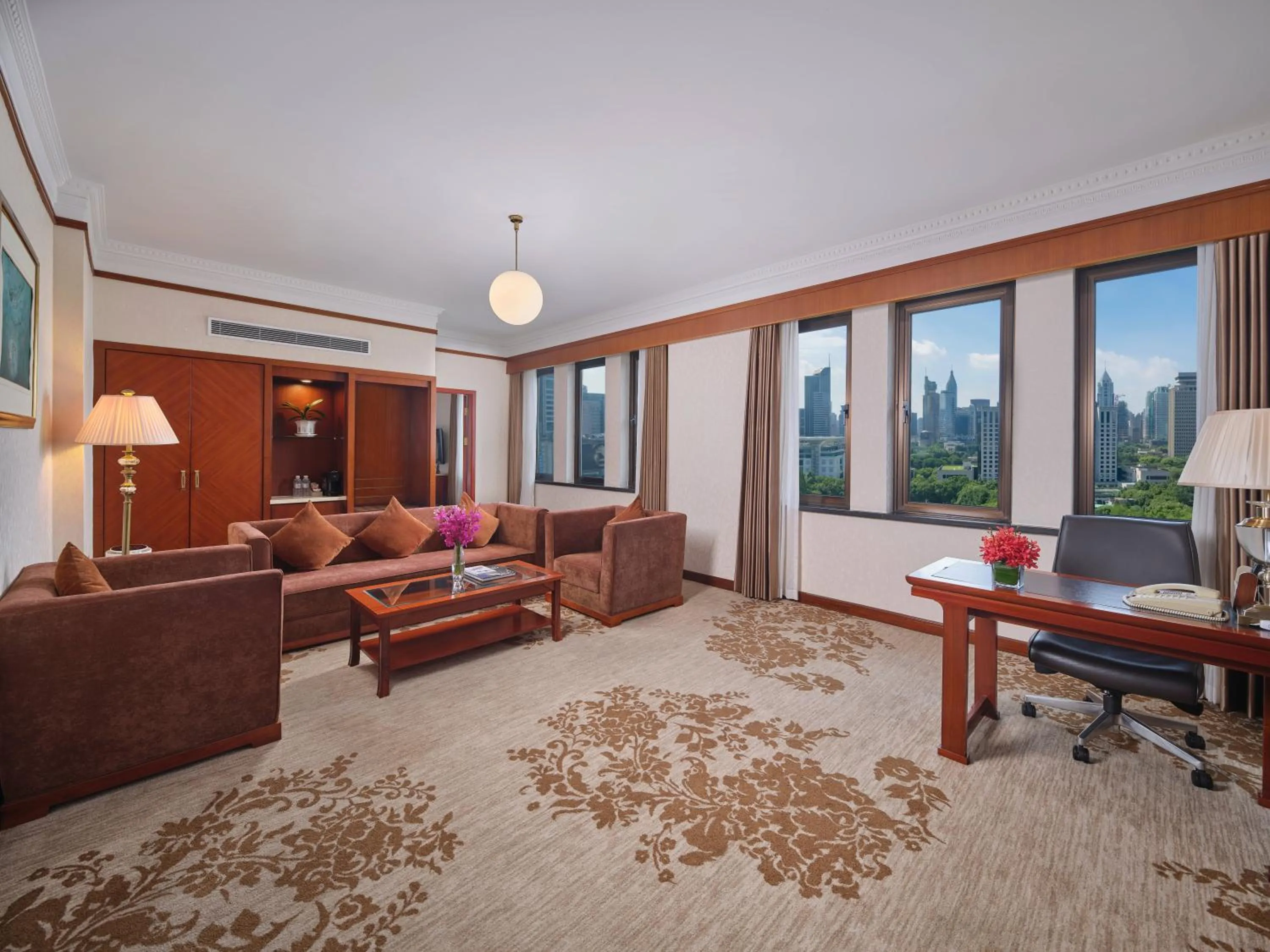 Living room in Shanghai Park Hotel