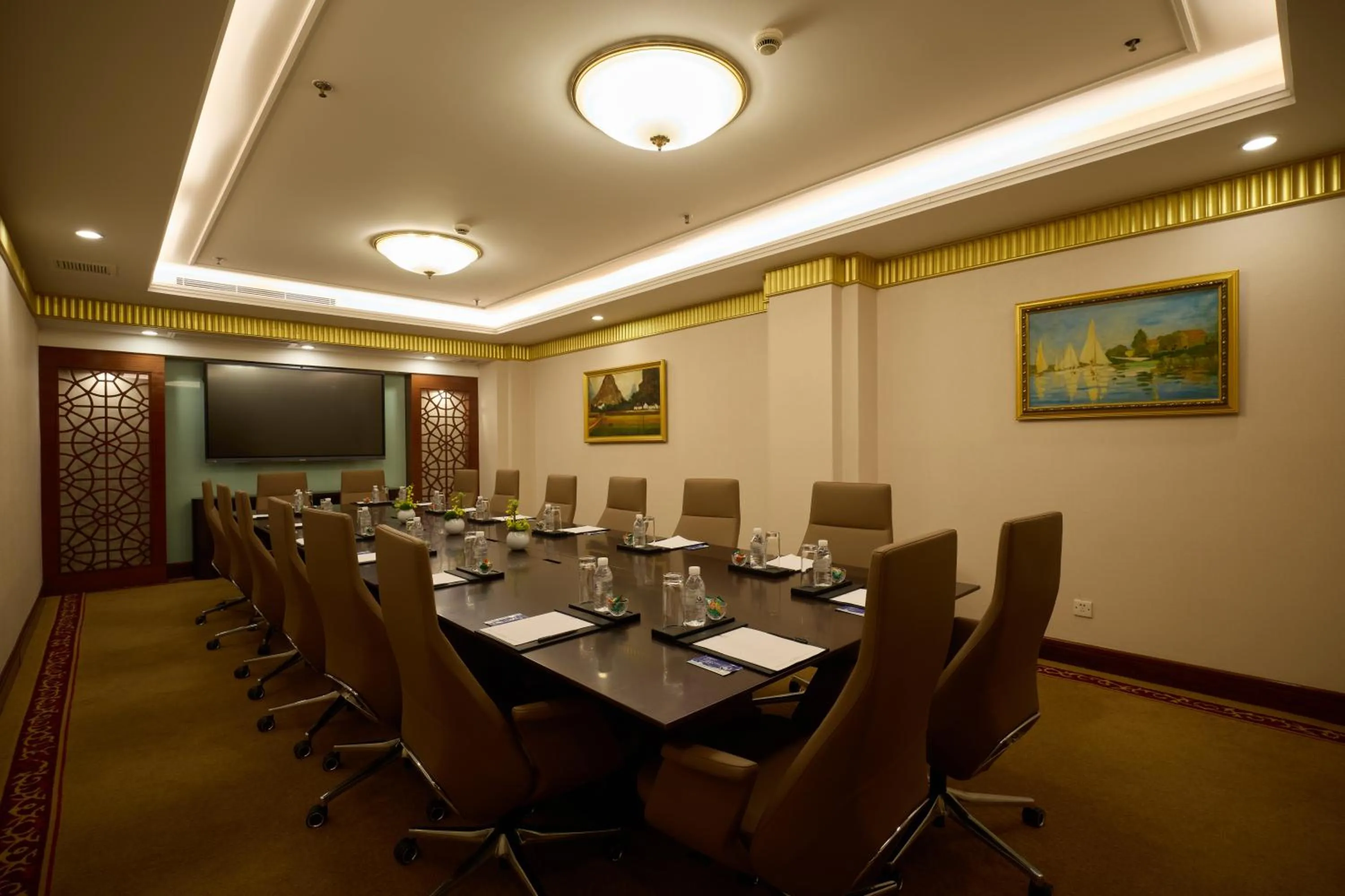 Meeting/conference room in Shanghai Park Hotel