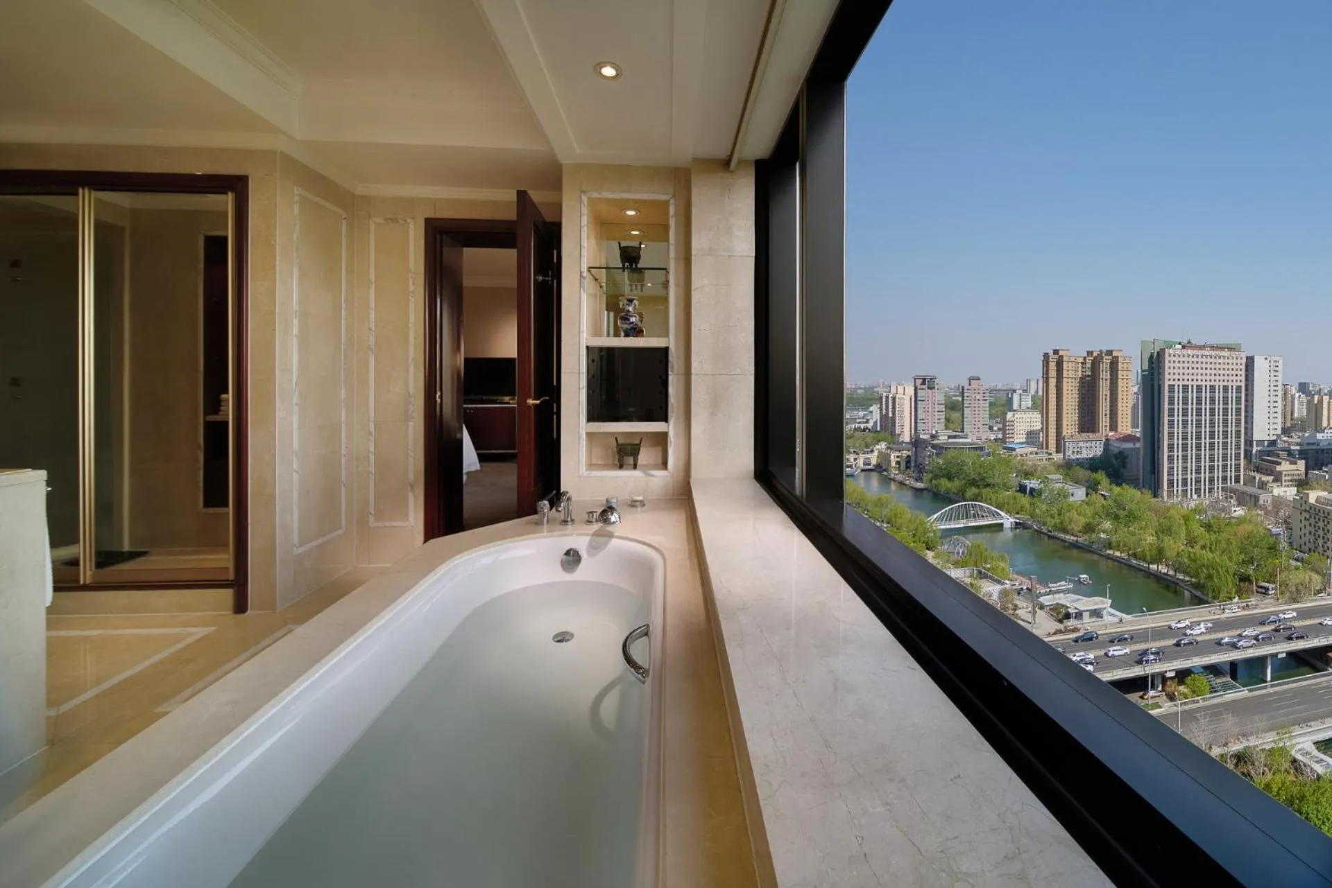 Bath in The Kunlun Beijing Jin Jiang Radisson