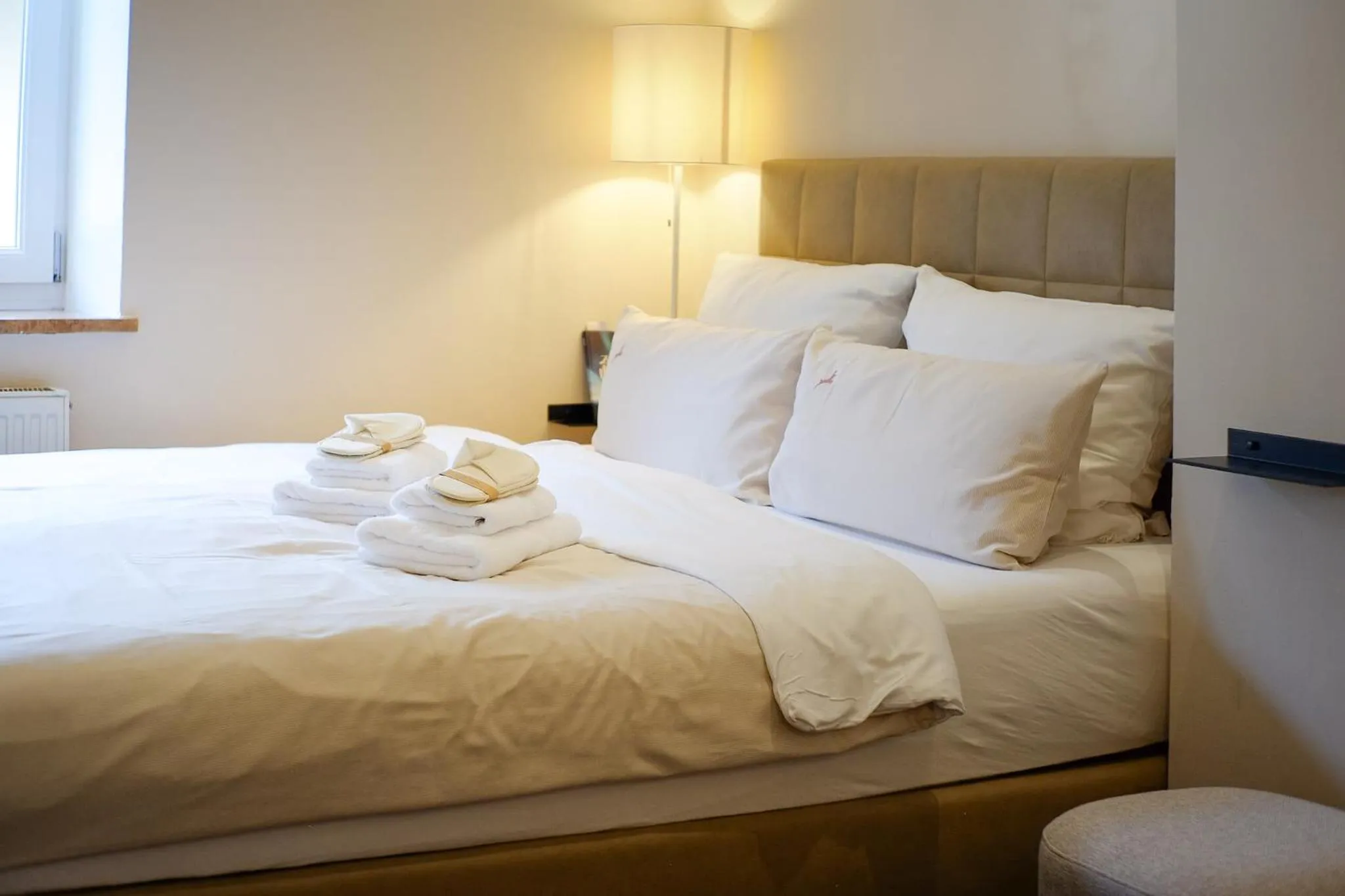 Photo of the whole room, Bed in The Townhouse Ruhpolding - Individual Design & Casual Concept