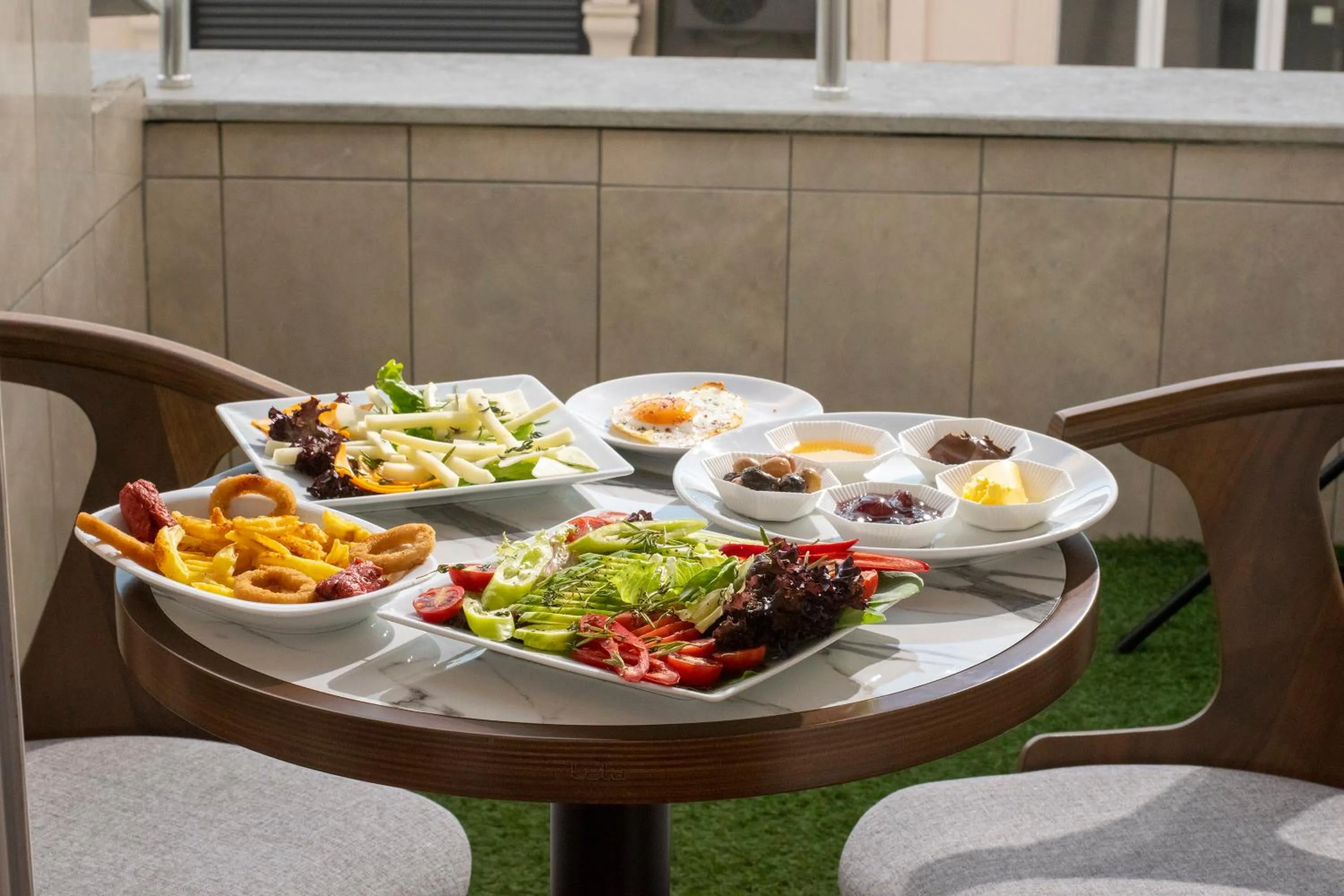 Food and drinks in Vitabella Suites