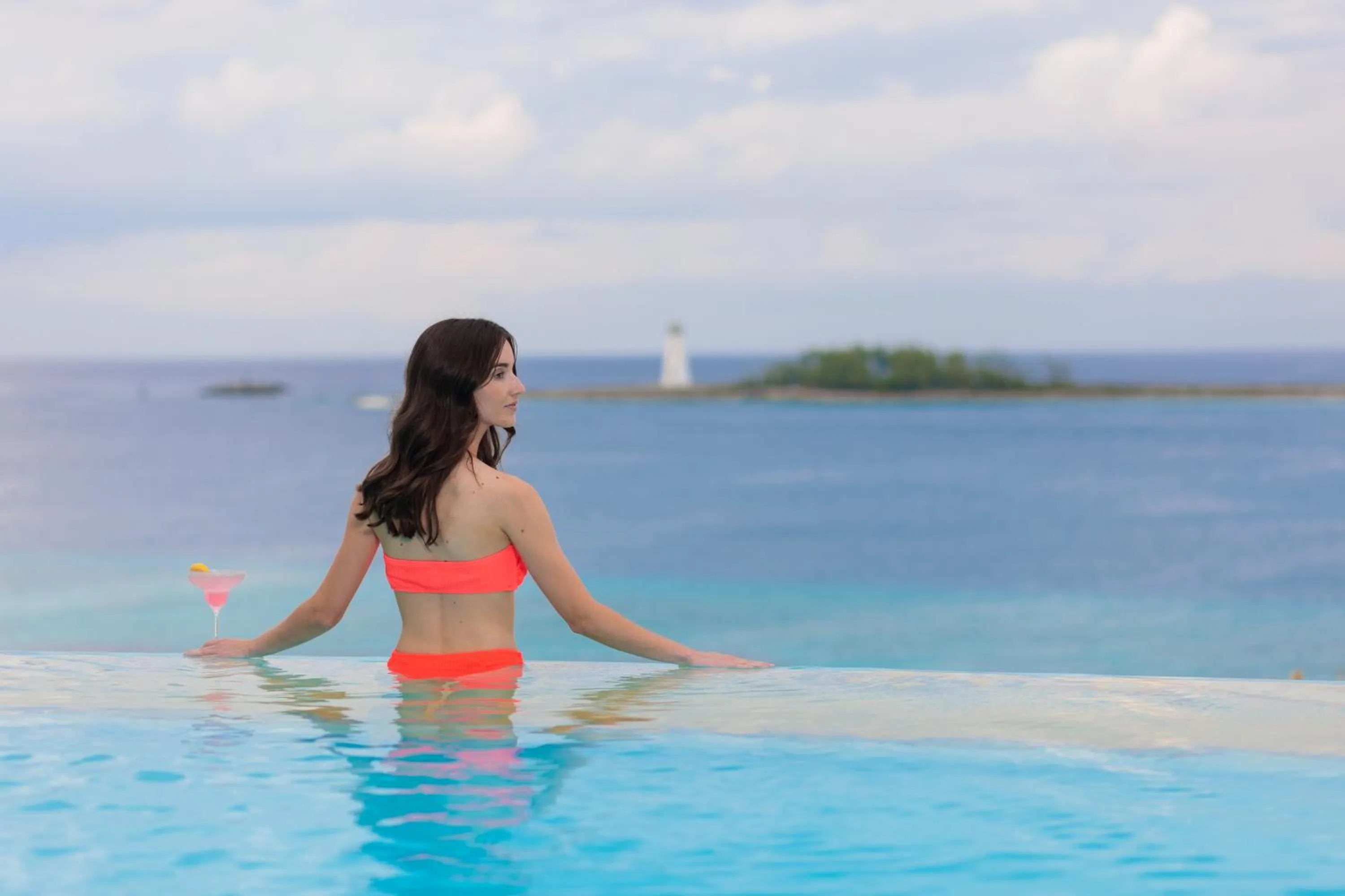 Swimming pool in Margaritaville Beach Resort Nassau