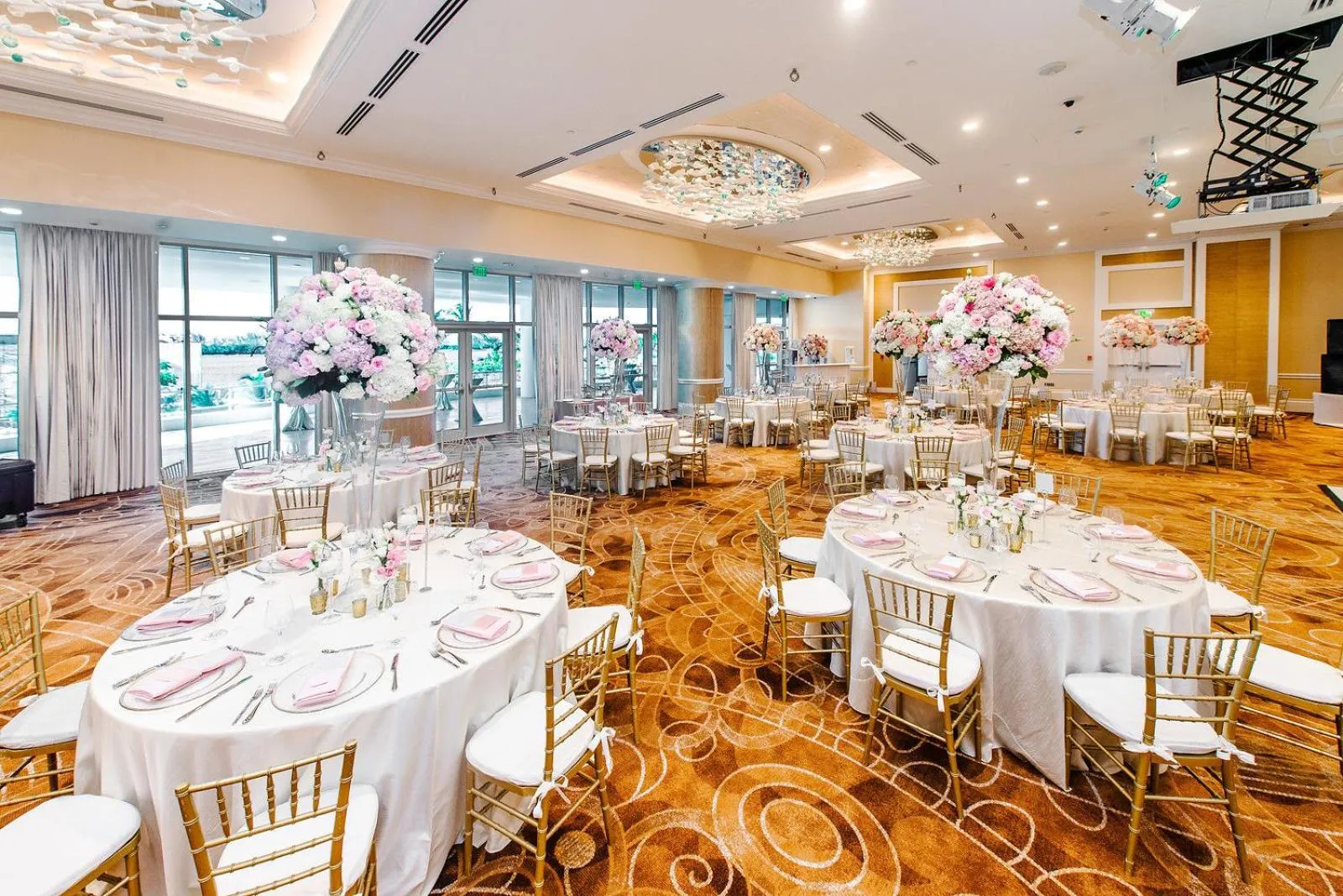 wedding in Margaritaville Beach Resort Nassau