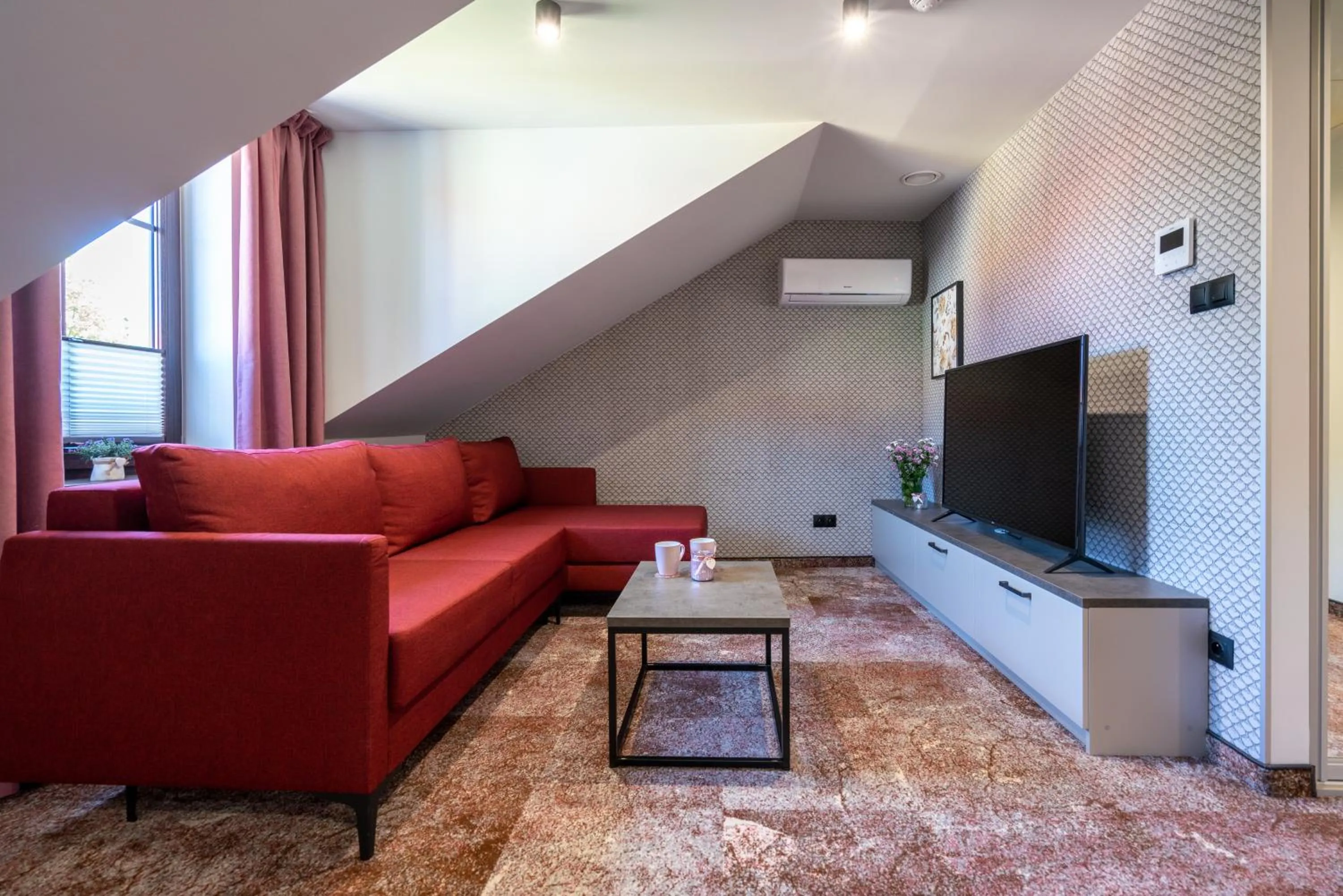 Communal lounge/ TV room in Carp&Bed Zator