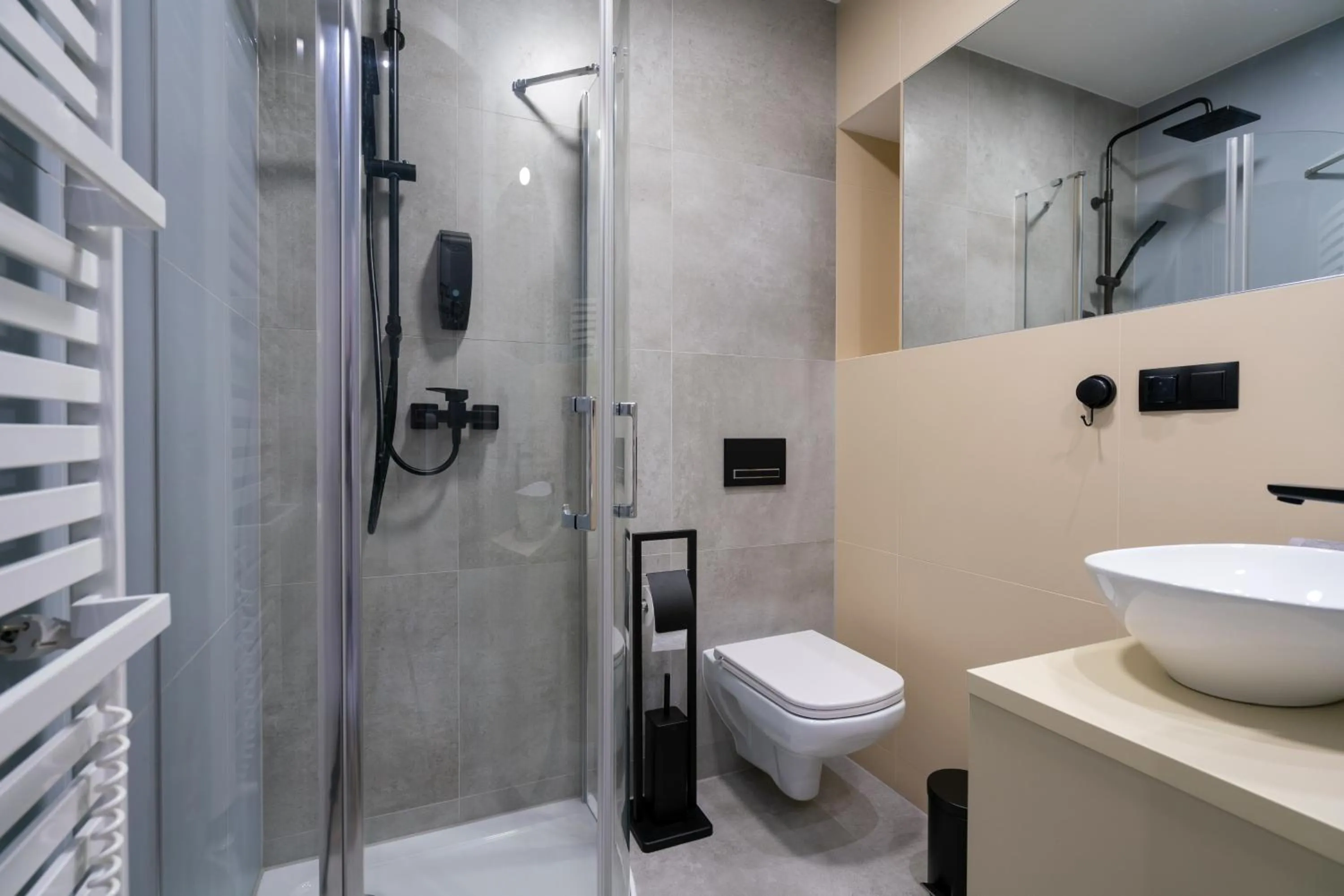 Shower in Carp&Bed Zator