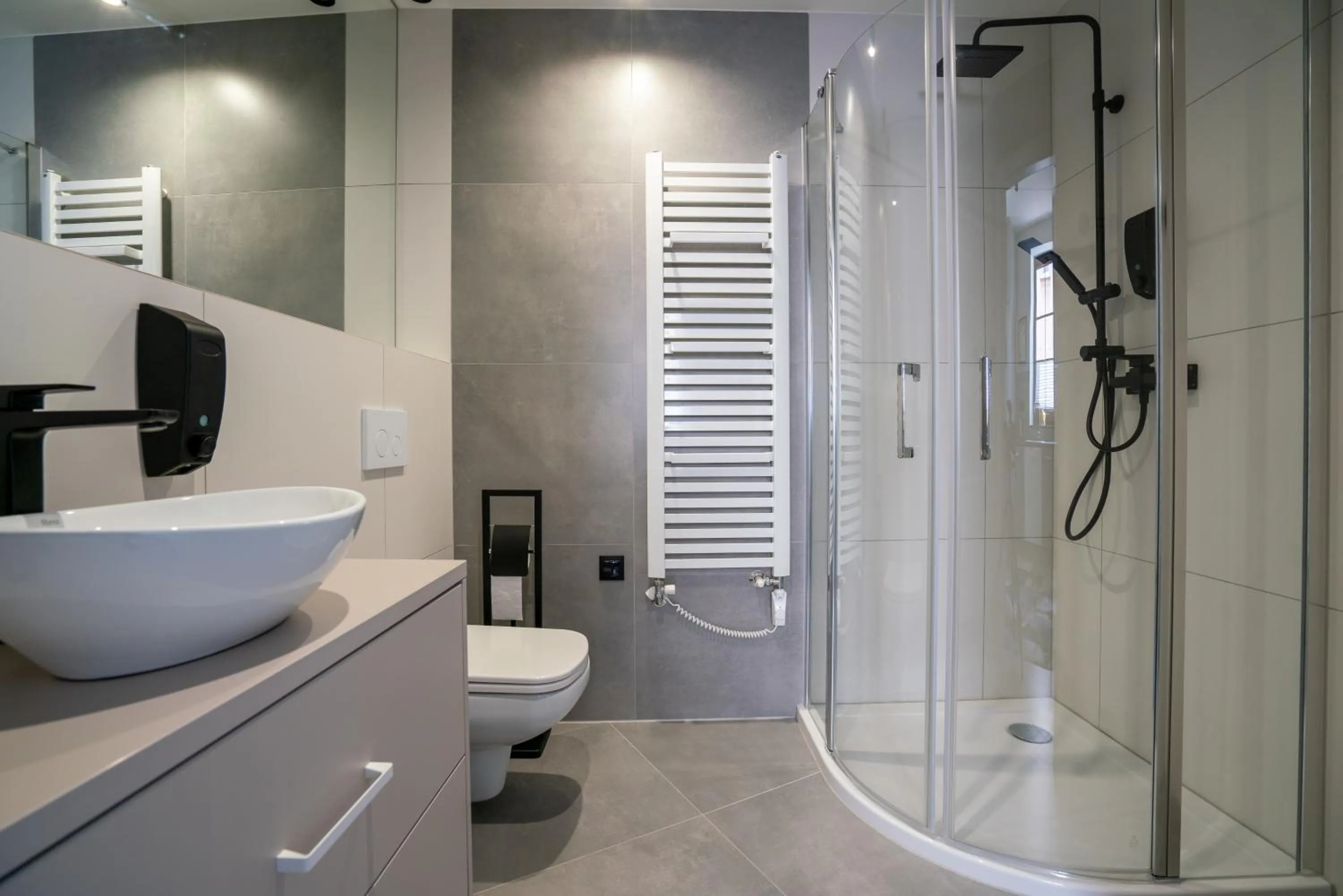 Shower in Carp&Bed Zator